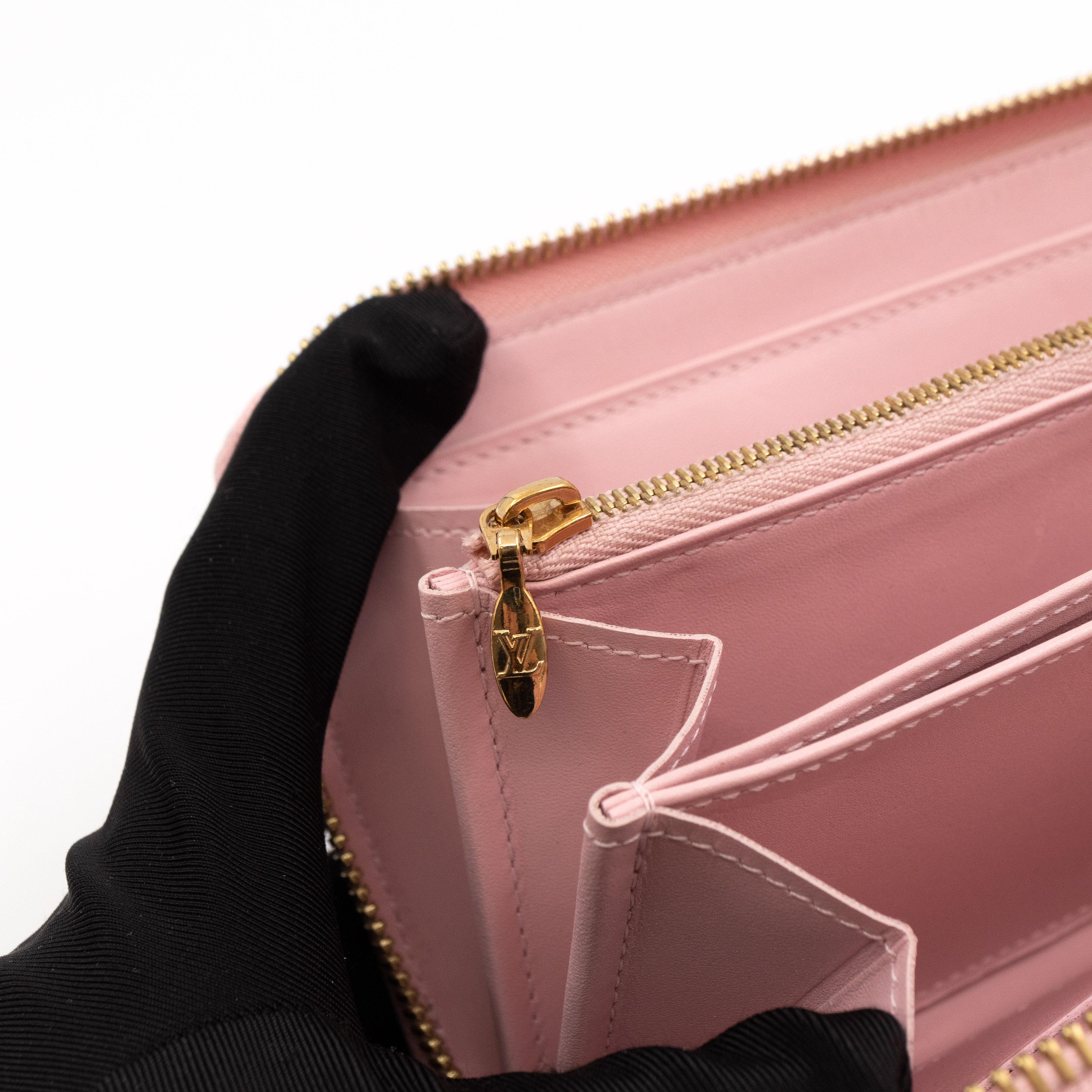 Zippy Wallet Vernis Rose Angelique
