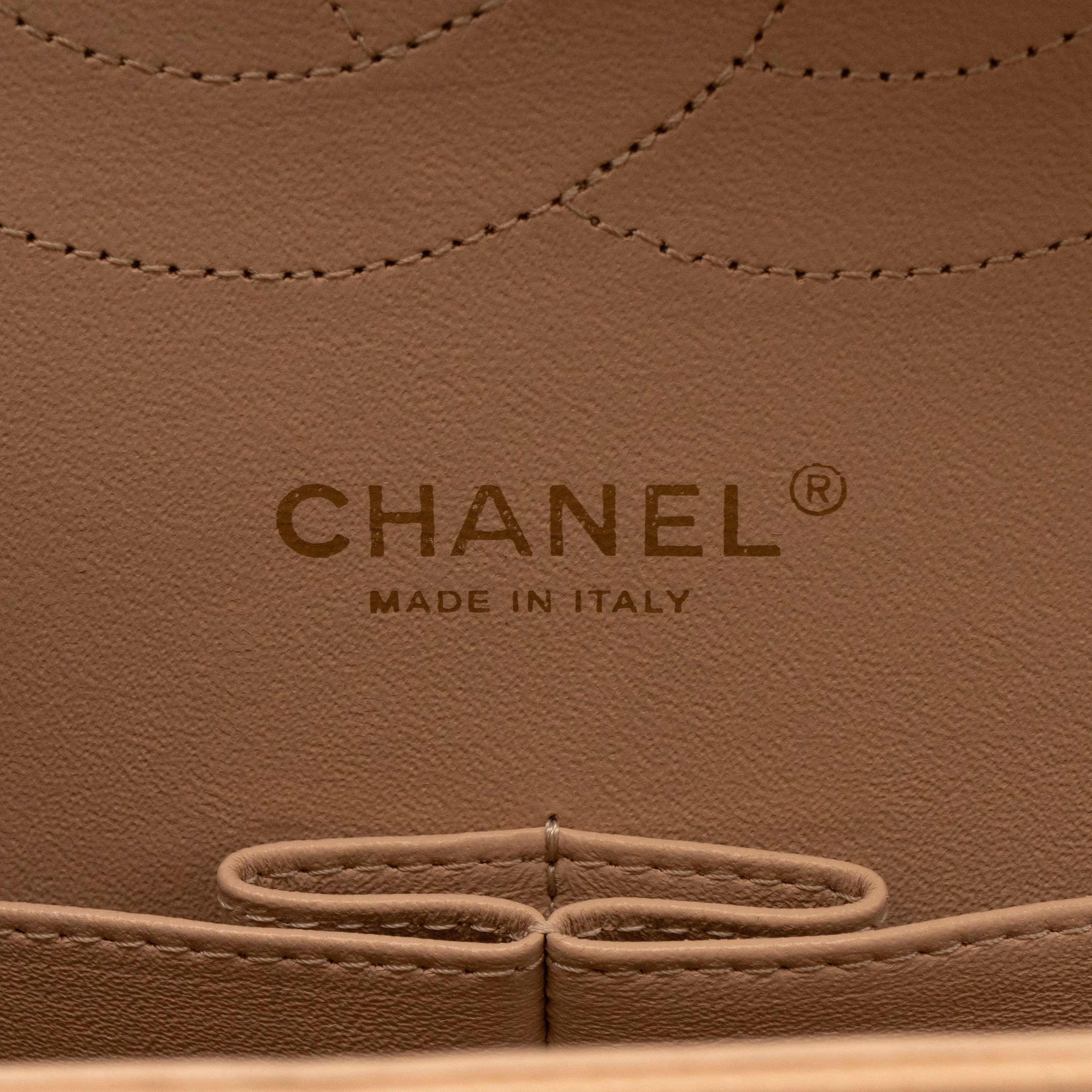 Classic Double Flap Jumbo Beige Caviar Gold