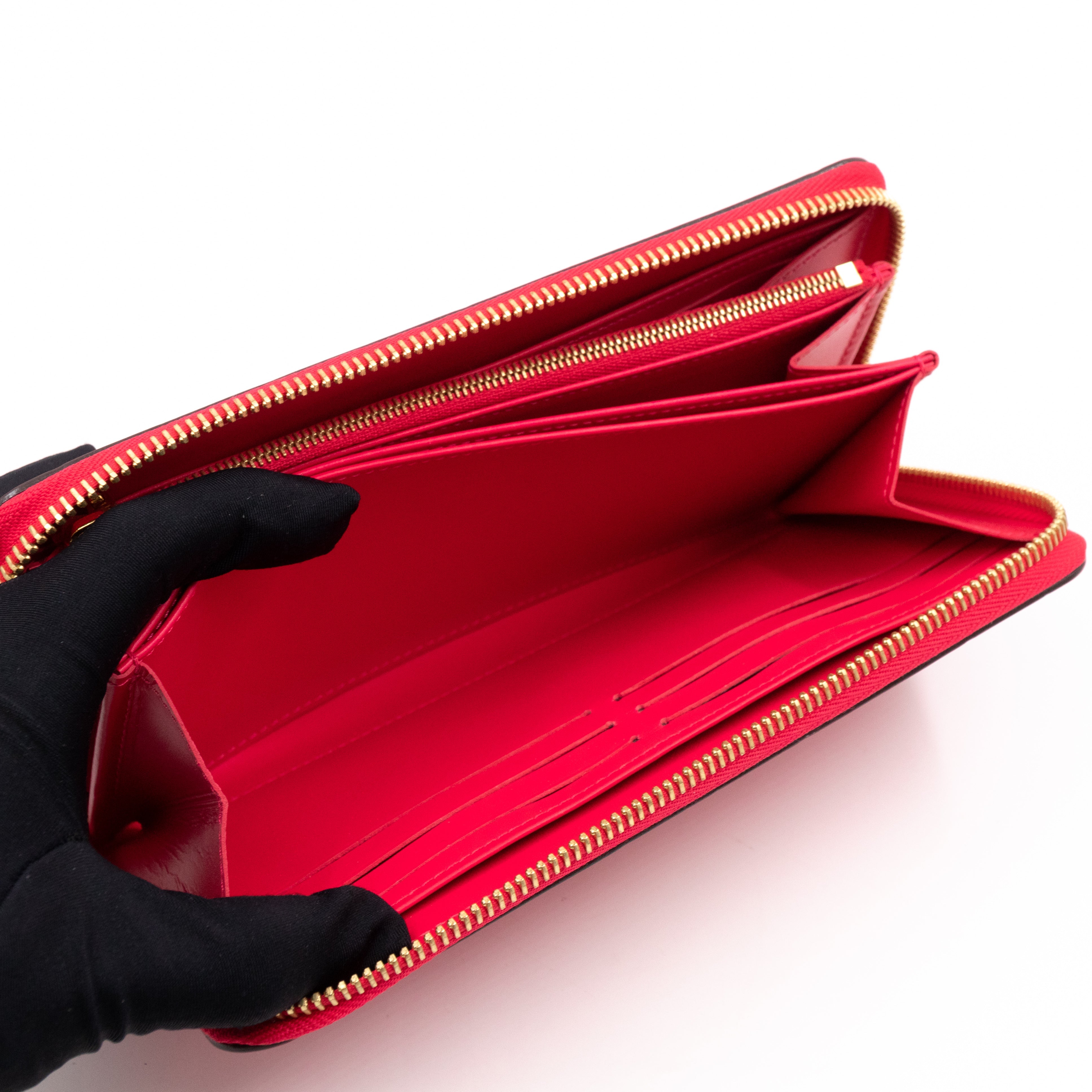 Zippy Wallet Vernis Hot Pink