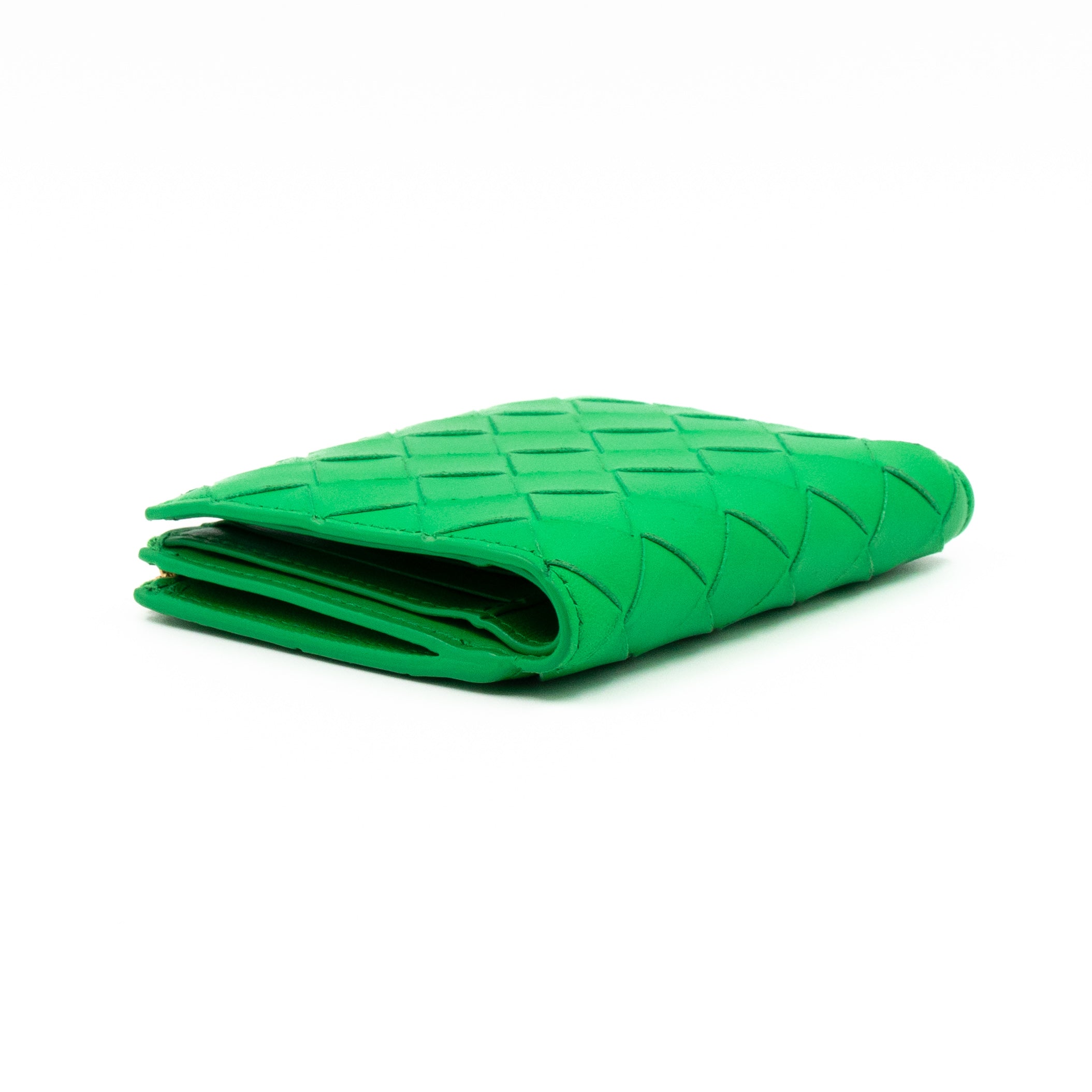 Small Bi-Fold Wallet Parakeet Green Intrecciato Leather