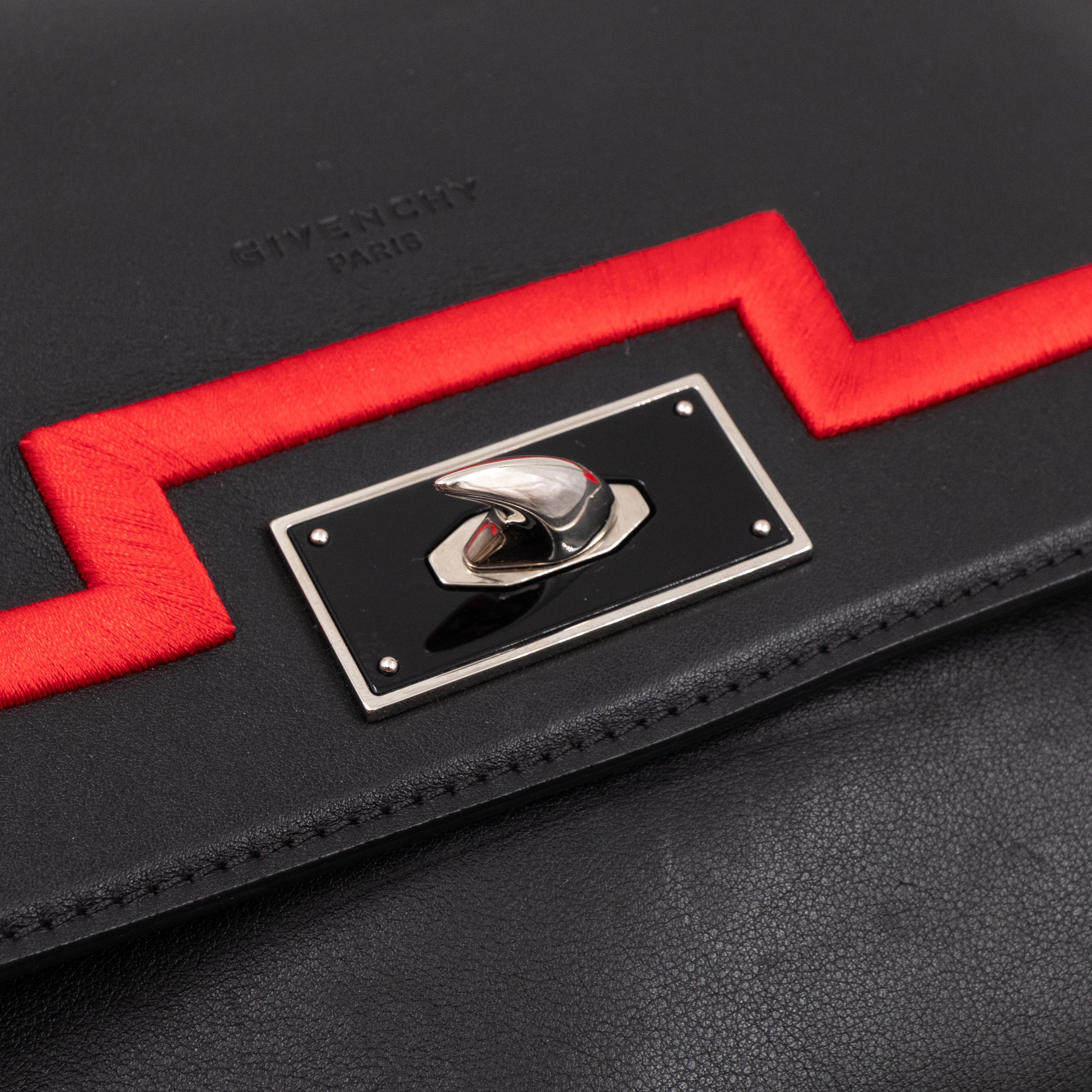 Shark Medium Bag Black Leather Red Frame