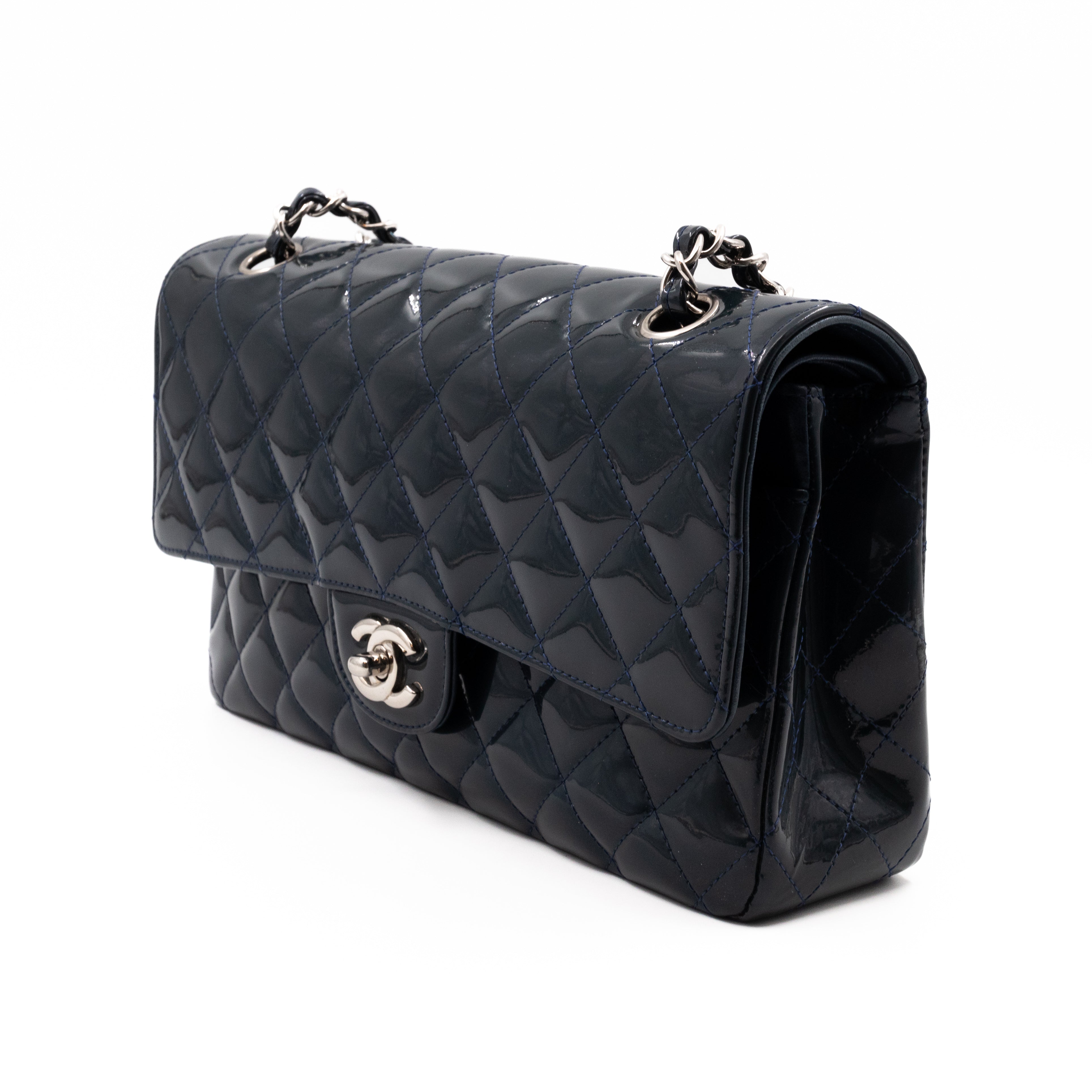 Classic Double Flap Bag Medium Navy Blue Patent Leather Silver