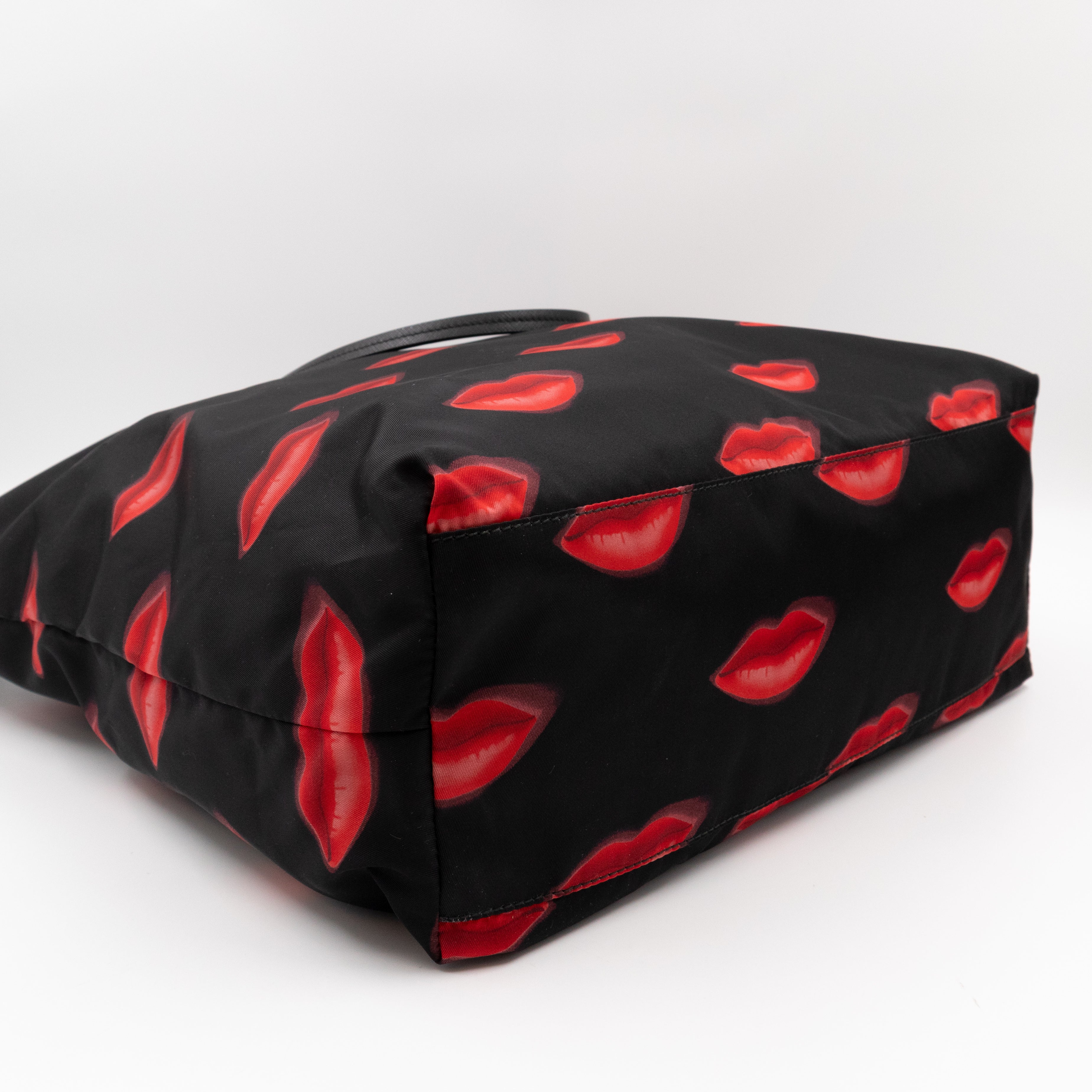 Tessuto Nylon Shopping Tote Stampato Lips