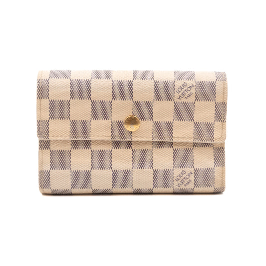 Louis Vuitton double reveal compact Anais wallet and LV mono round