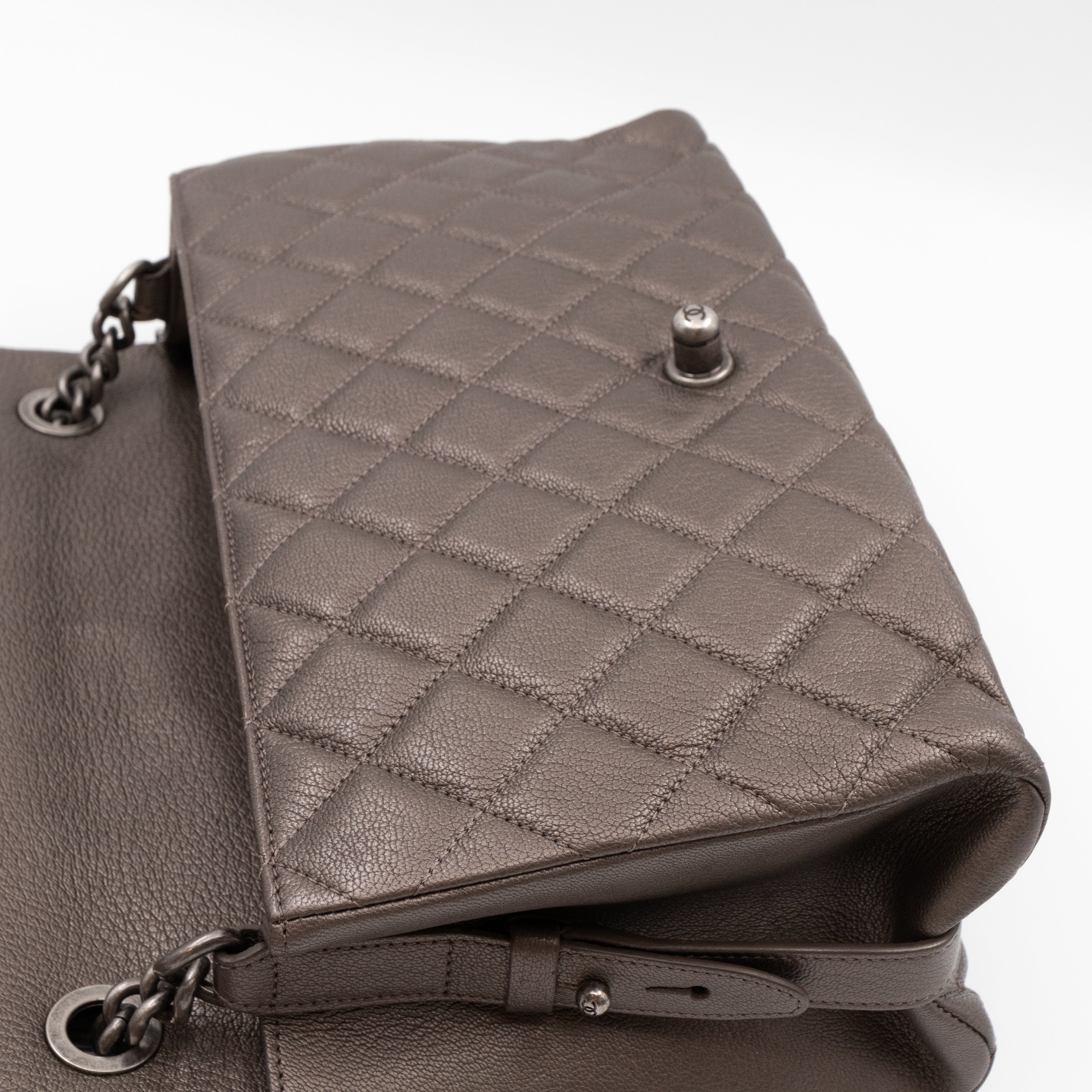 City Rock Flap Bag Jumbo Metallic Goatskin