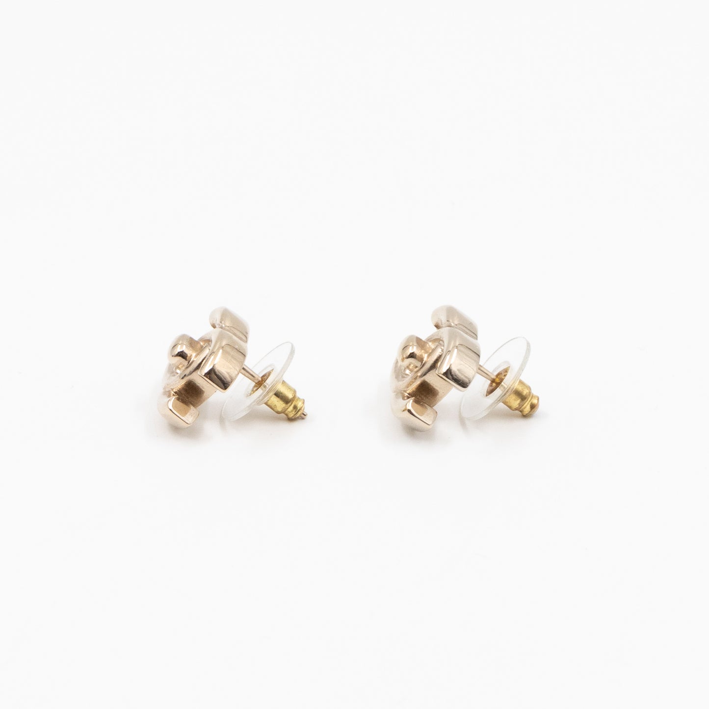 CC Turn-Lock Earrings Light Gold