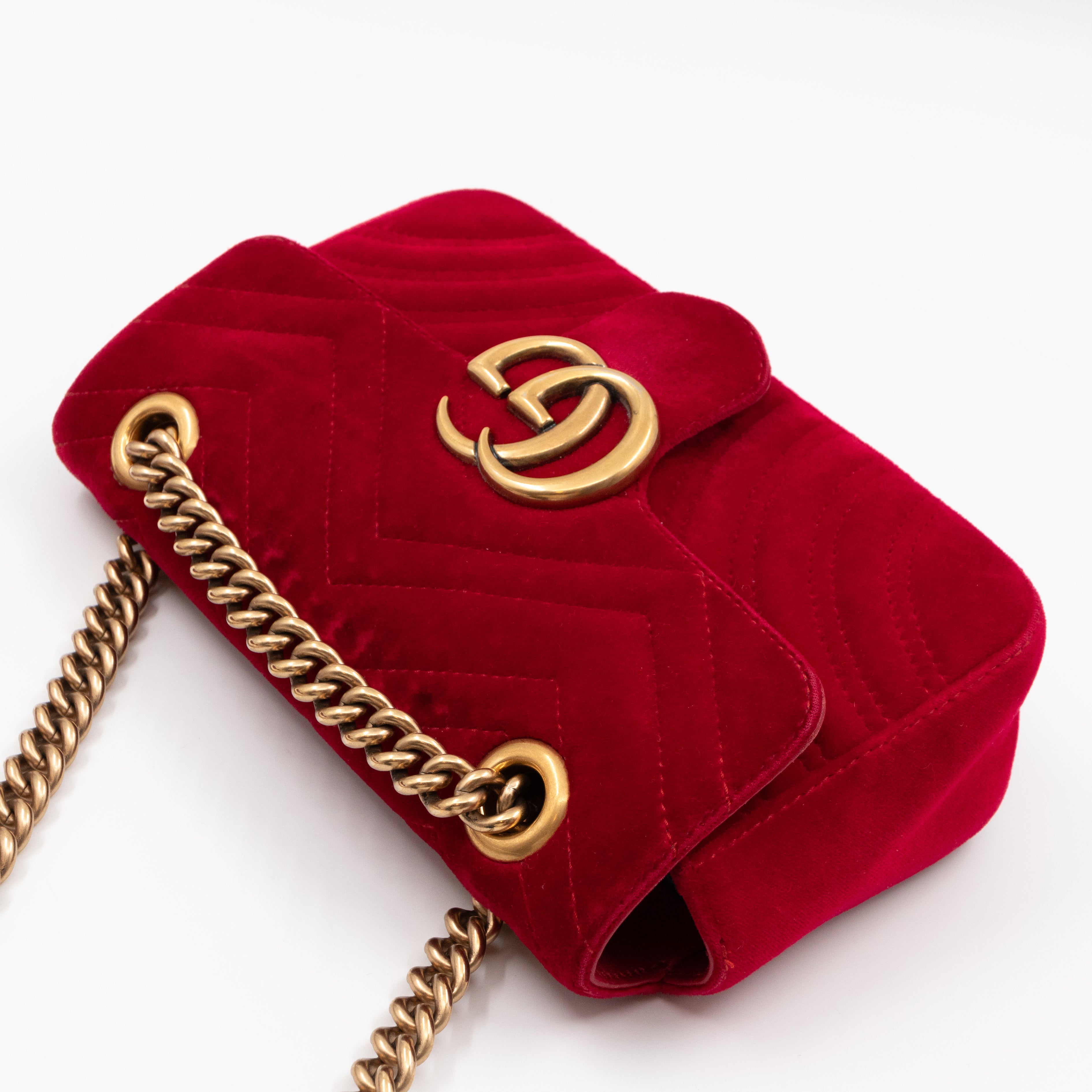 GG Marmont Flap Mini Red Velvet Aged Gold