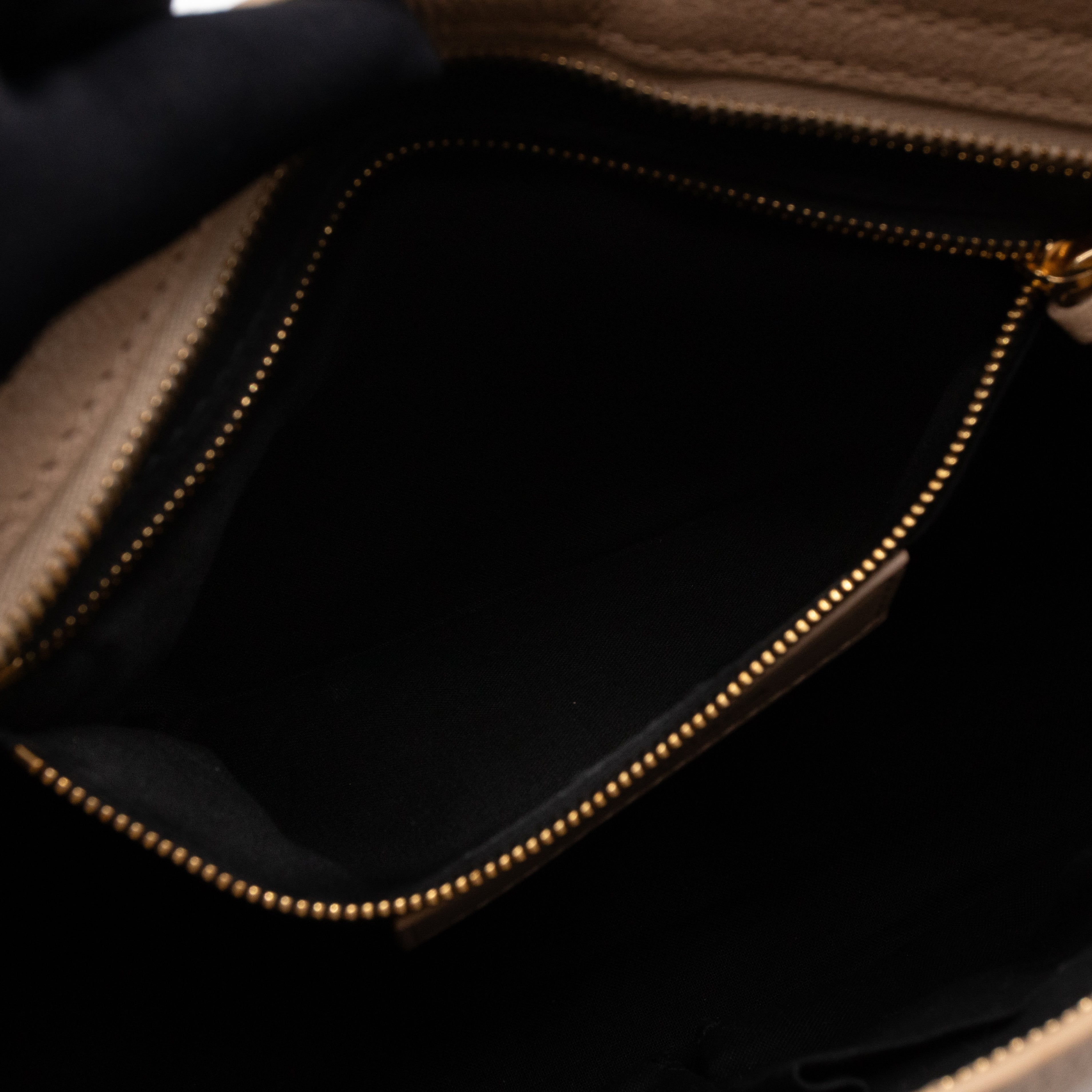 Classic City S Metallic Edge Beige Leather