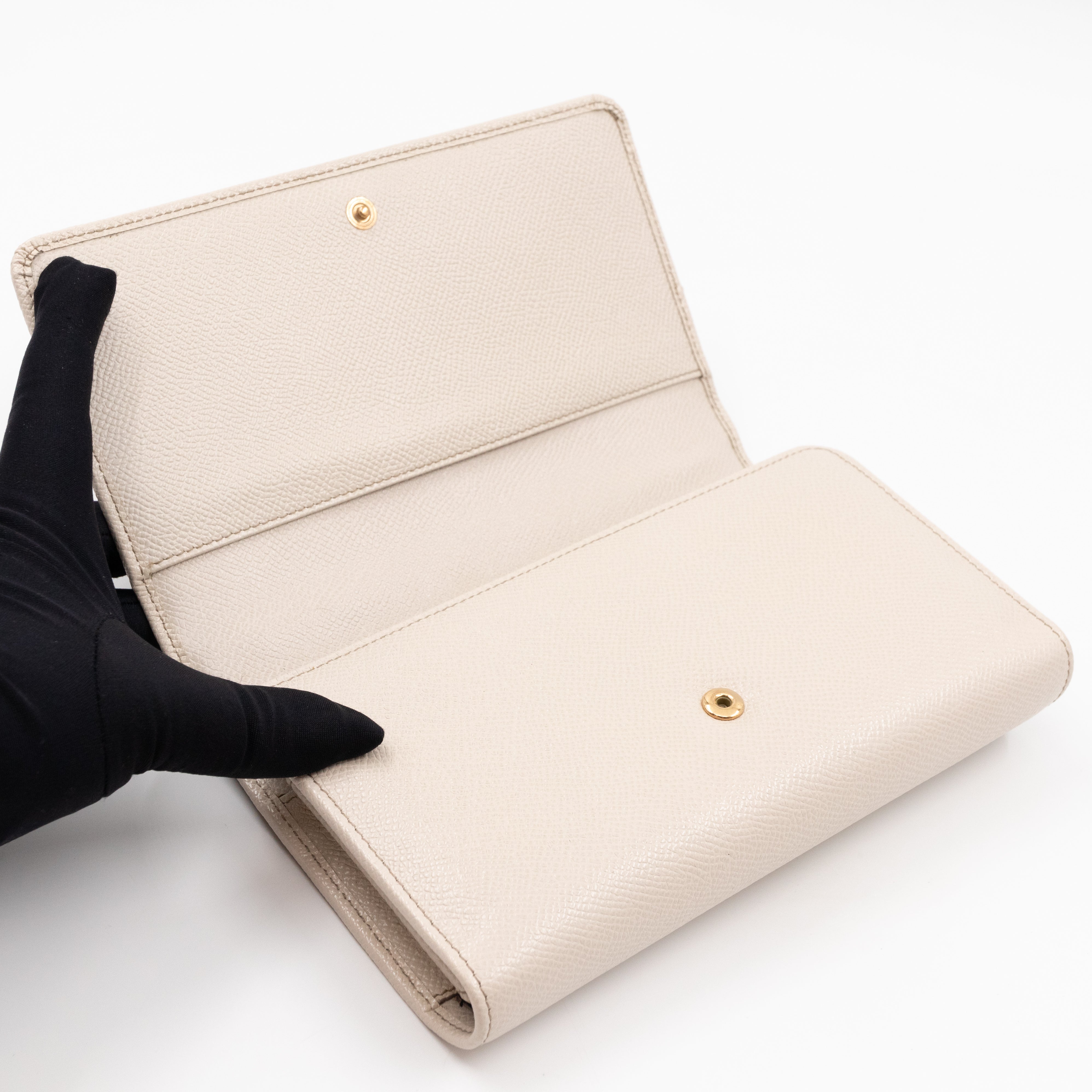Sicily Lipstick White Dauphine Leather