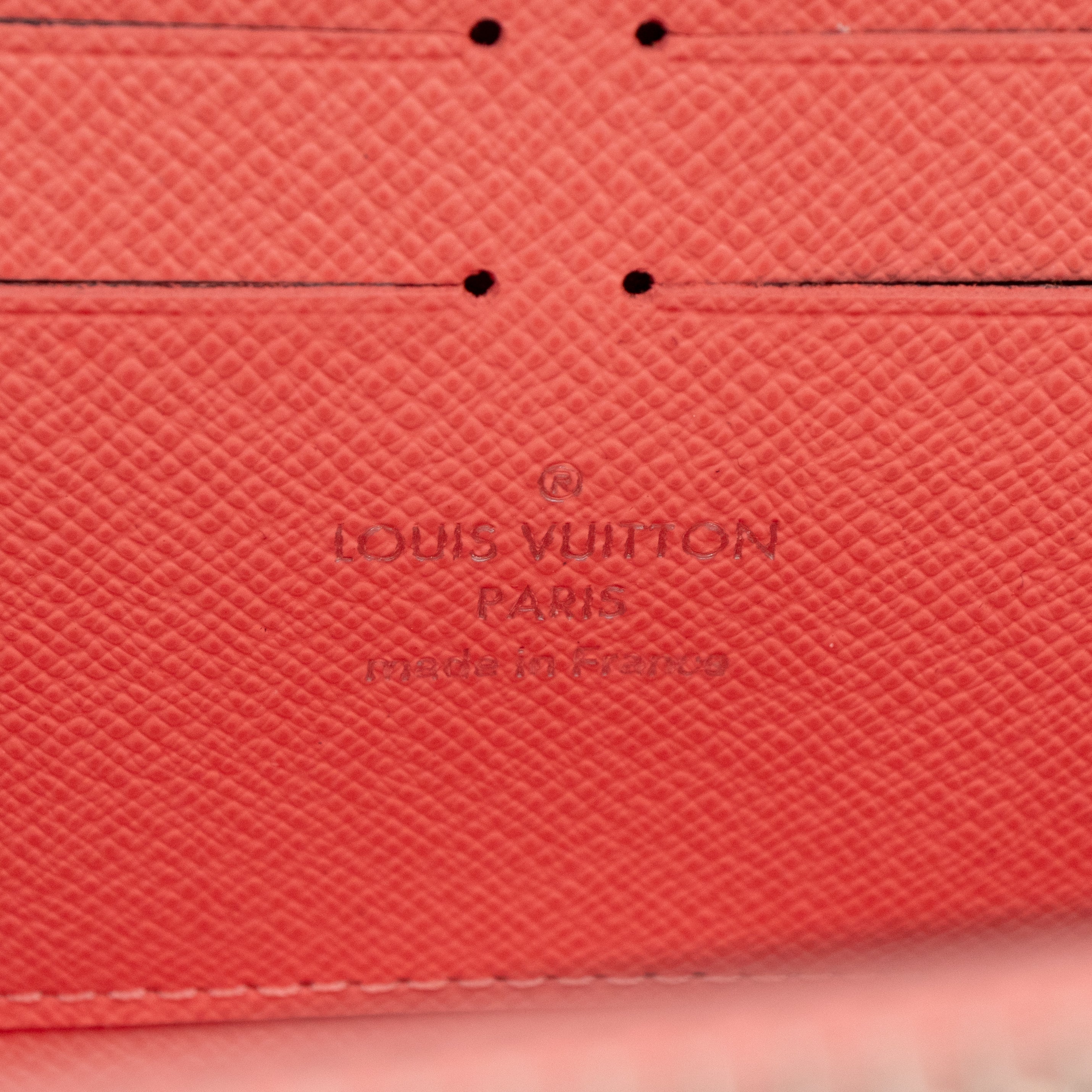 Twist Chain Wallet Aqua Print Epi Leather