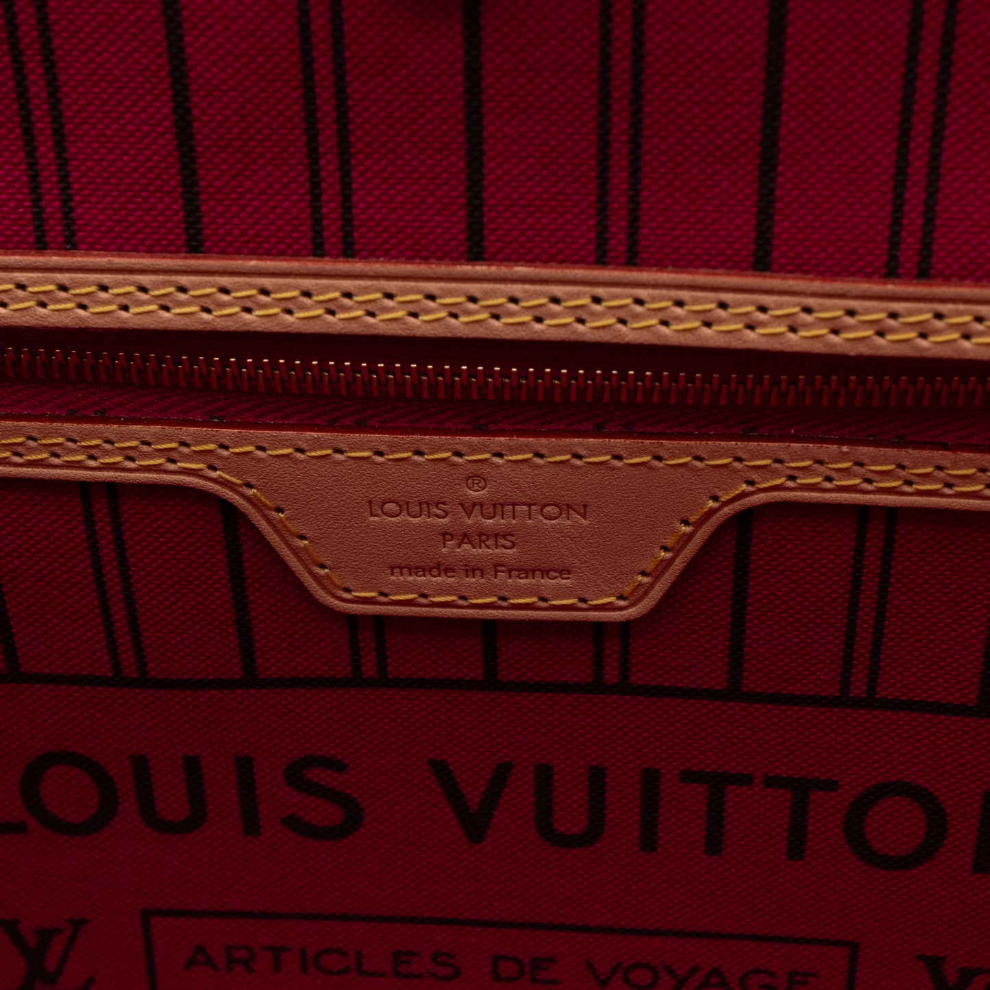 Louis Vuitton – Louis Vuitton Neverfull PM Monogram Pivoine – Queen Station