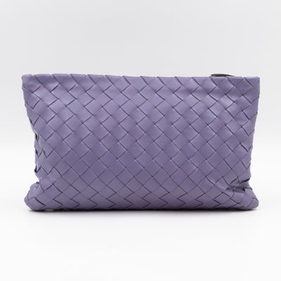 Medium Flat Pouch Intrecciato Lavender Leather