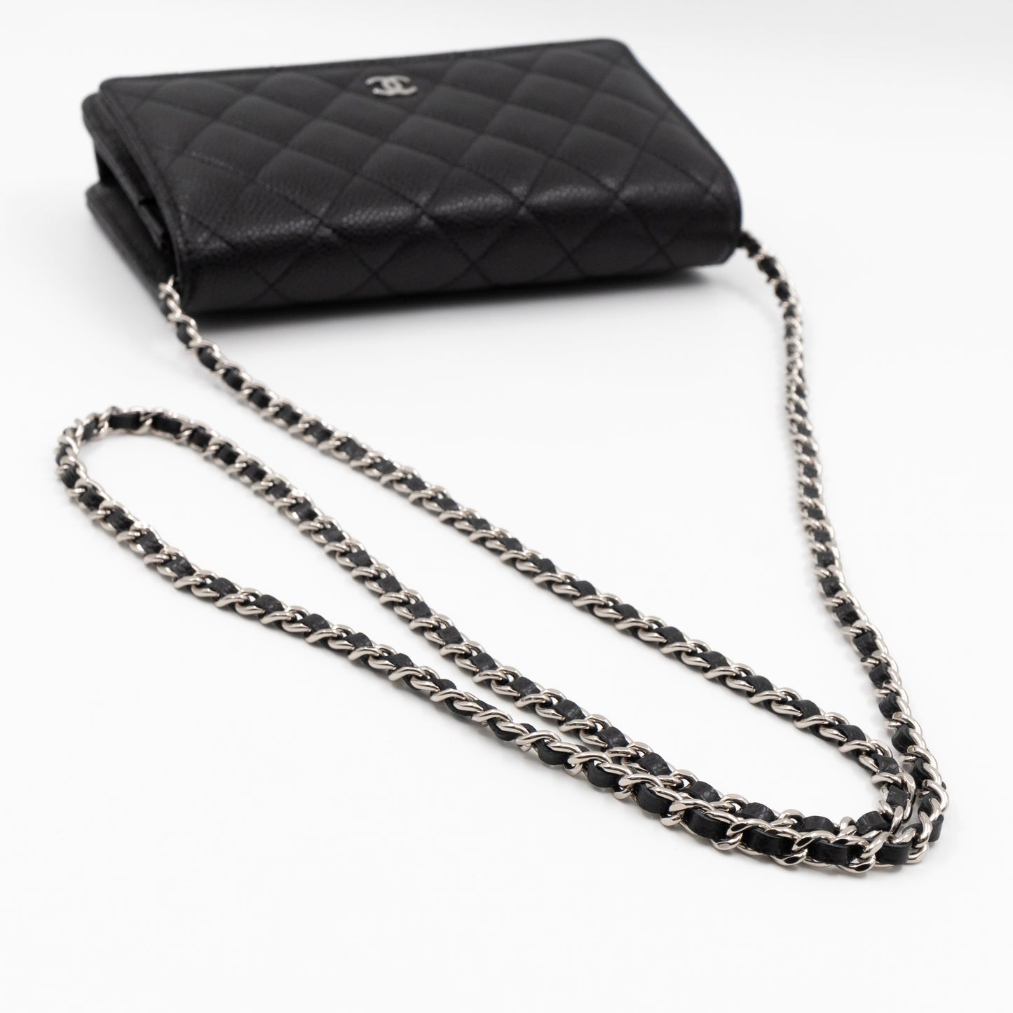 Classic Wallet On Chain Black Caviar Silver