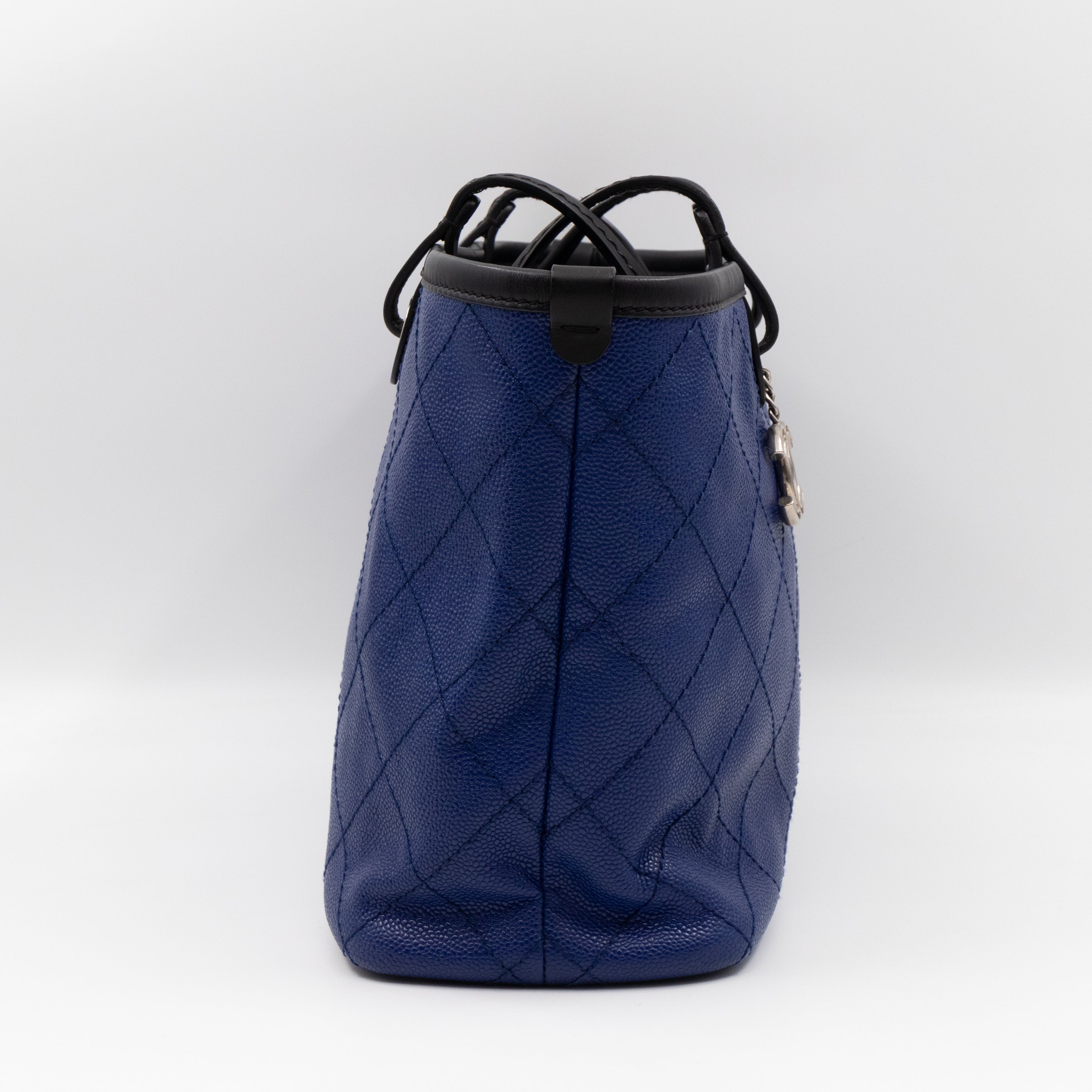 Shopping Fever Tote Bag Dark Blue Caviar