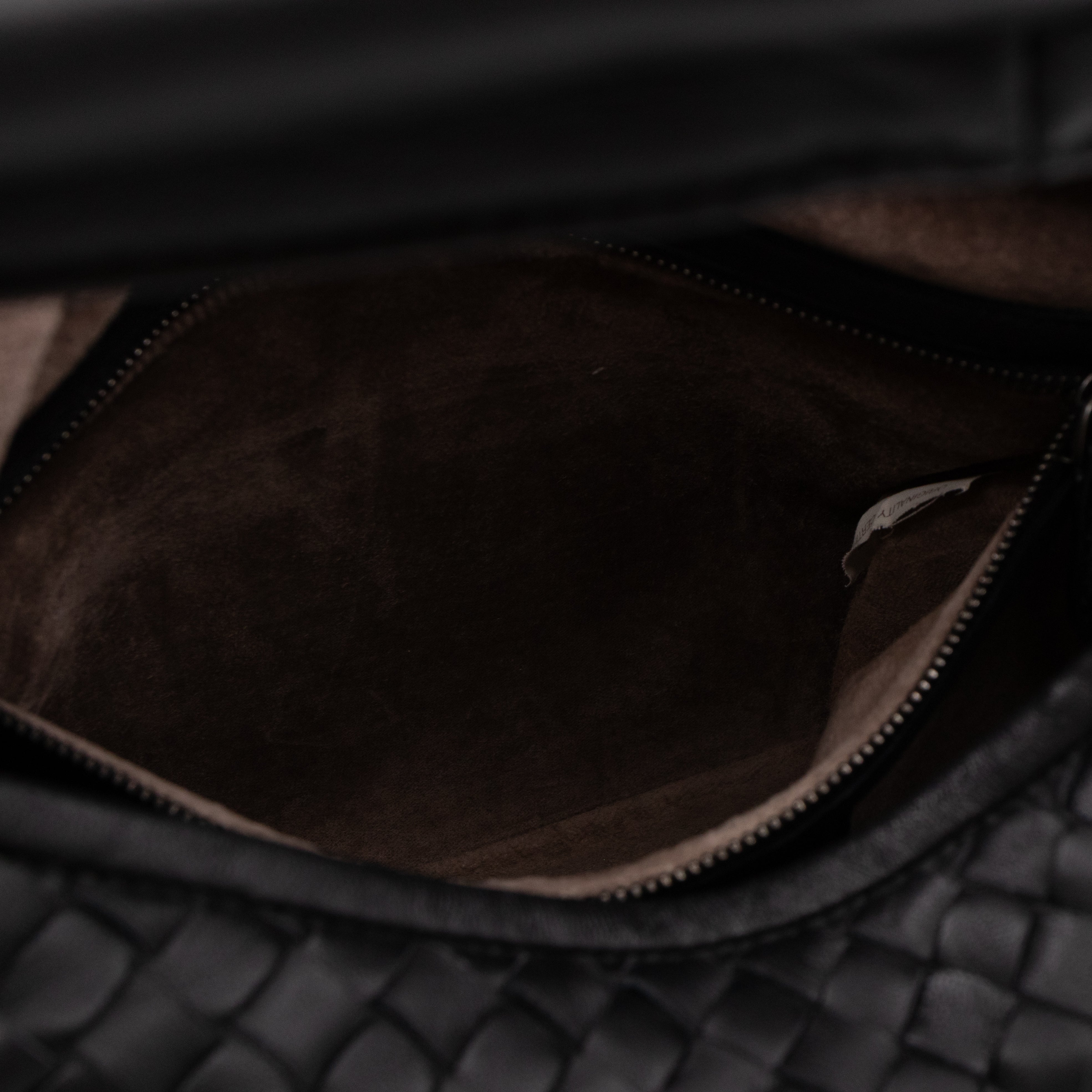 Belly Hobo Bag Intrecciato Black Leather