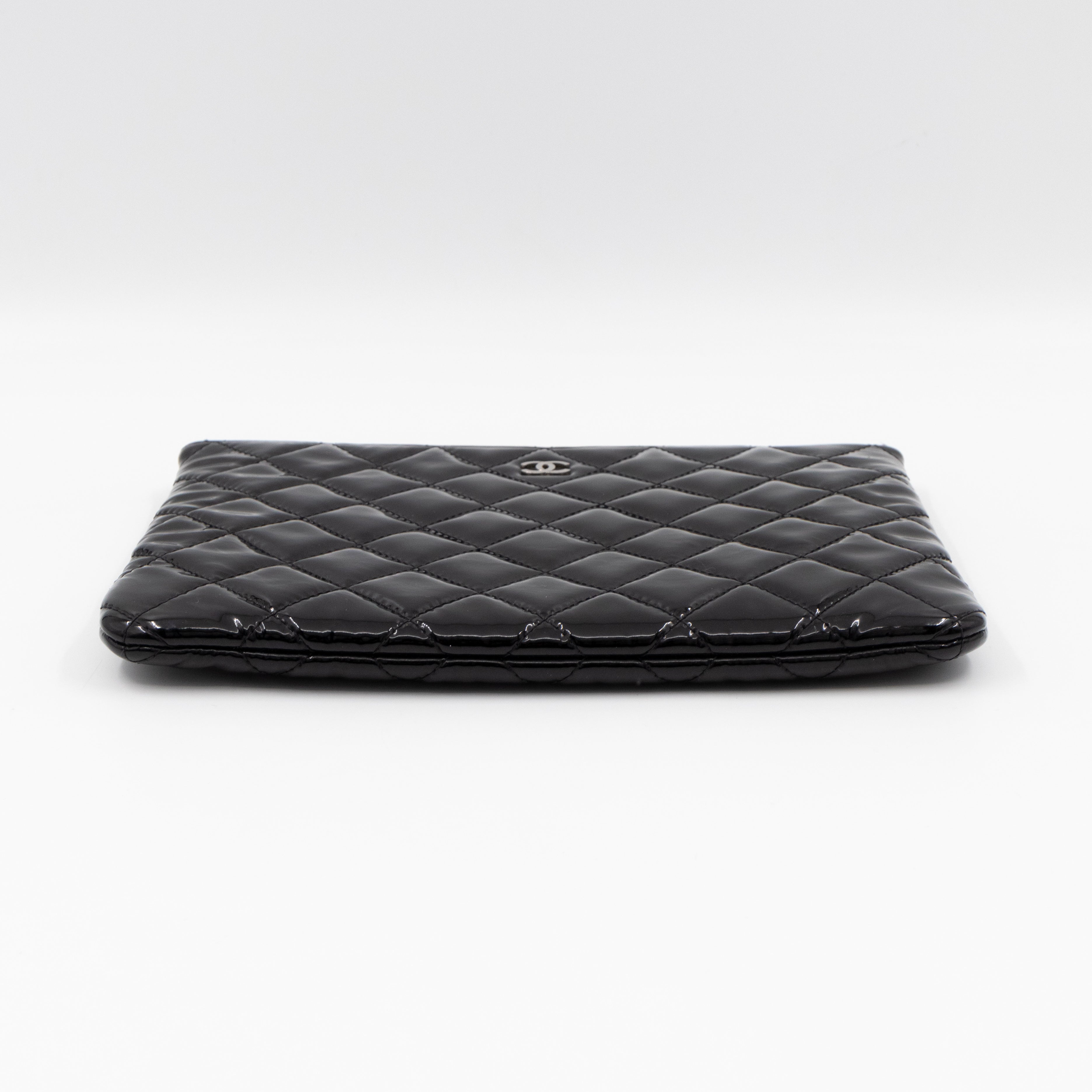 Classic Medium O Case Black Patent Leather