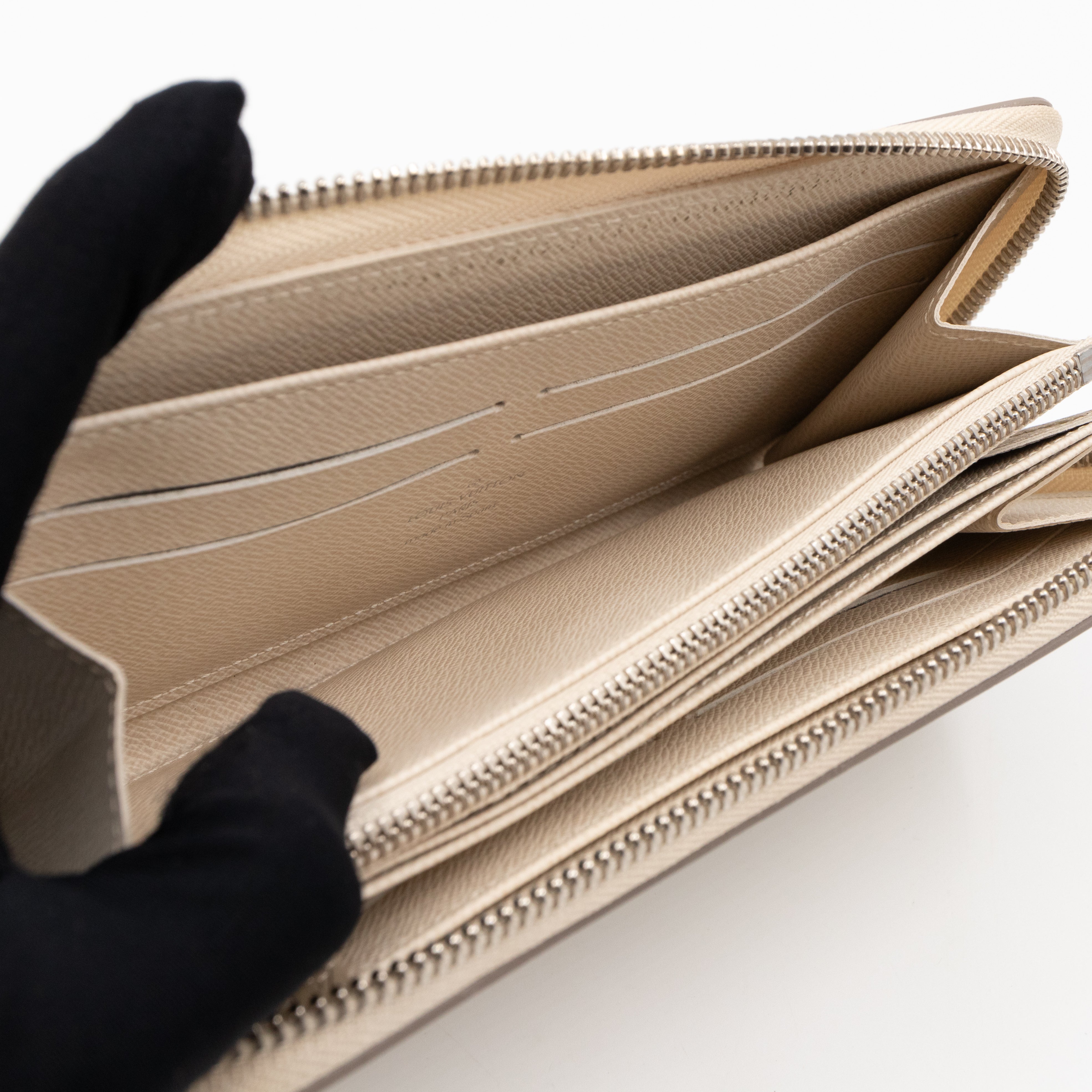 Zippy Wallet Ivory Epi Leather