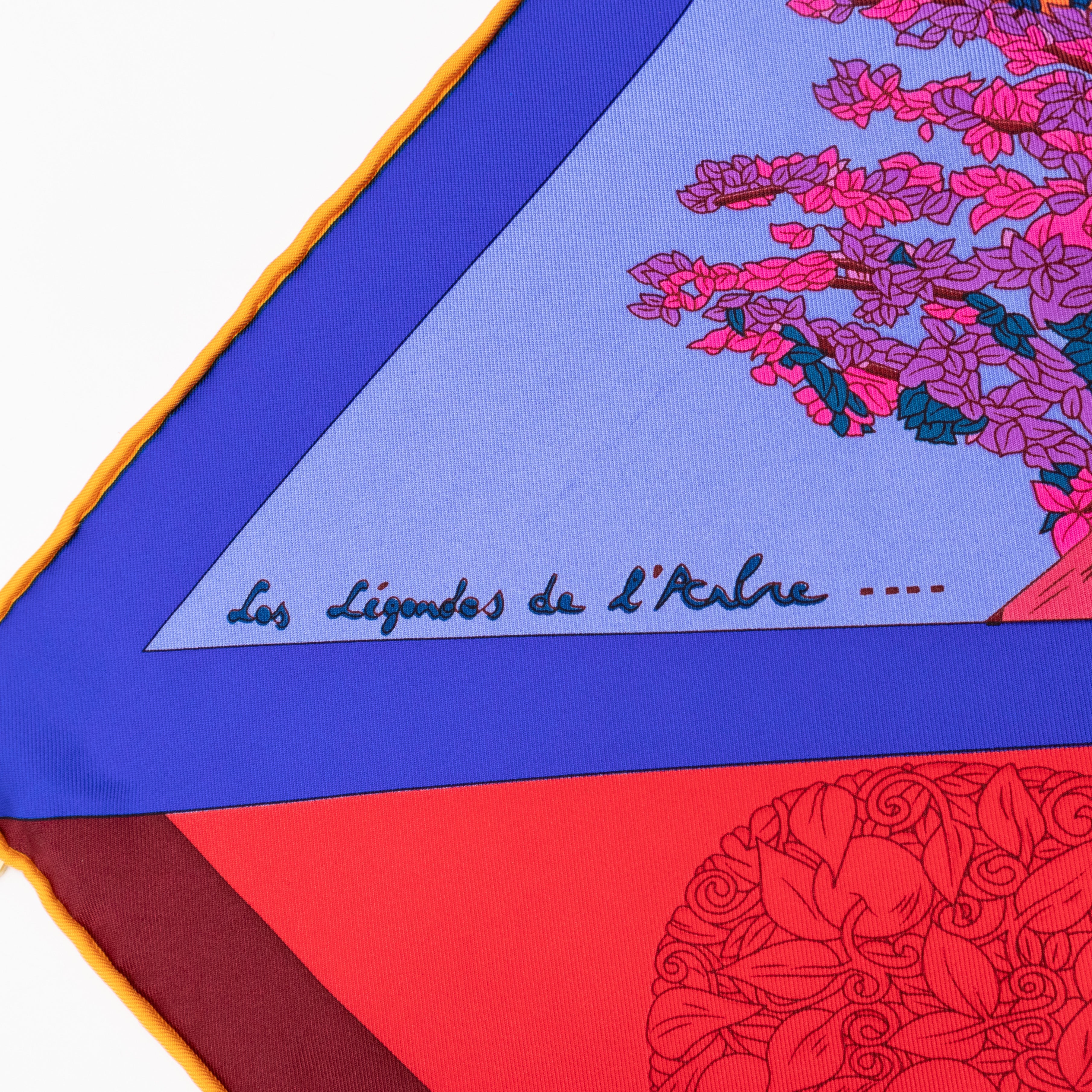 Silk Scarf 90 Les Legendes de l'Arbre Coloriage