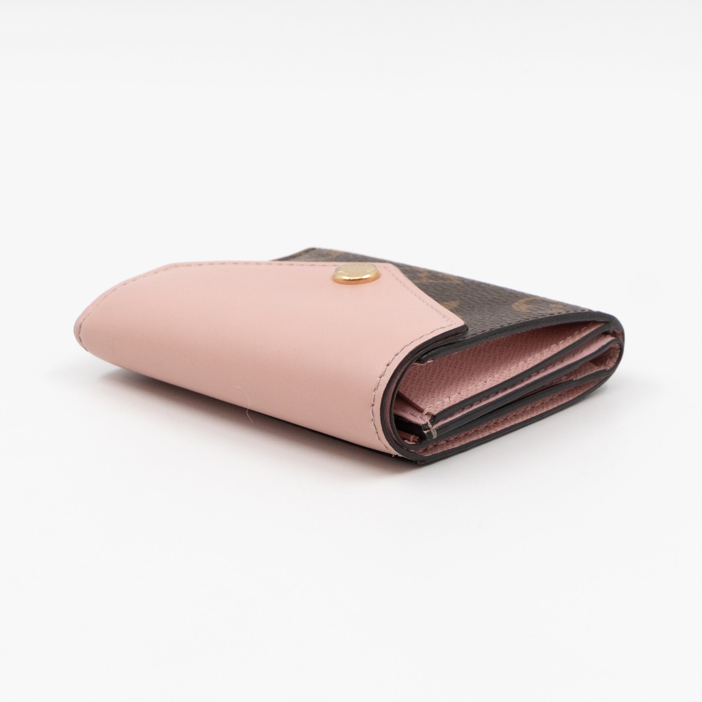 Zoe Wallet Monogram Rose Ballerine