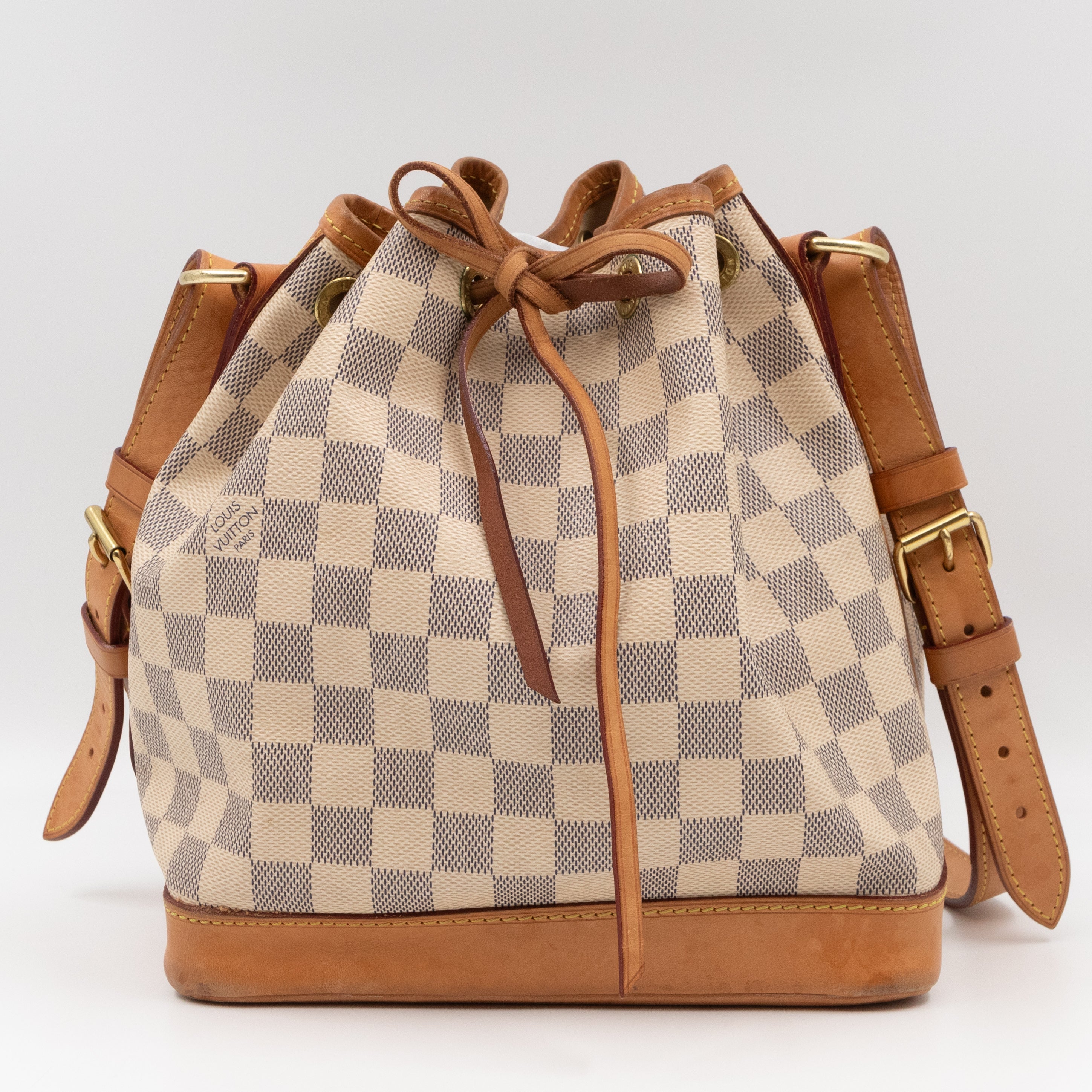 Louis vuitton noe bb best sale damier azur