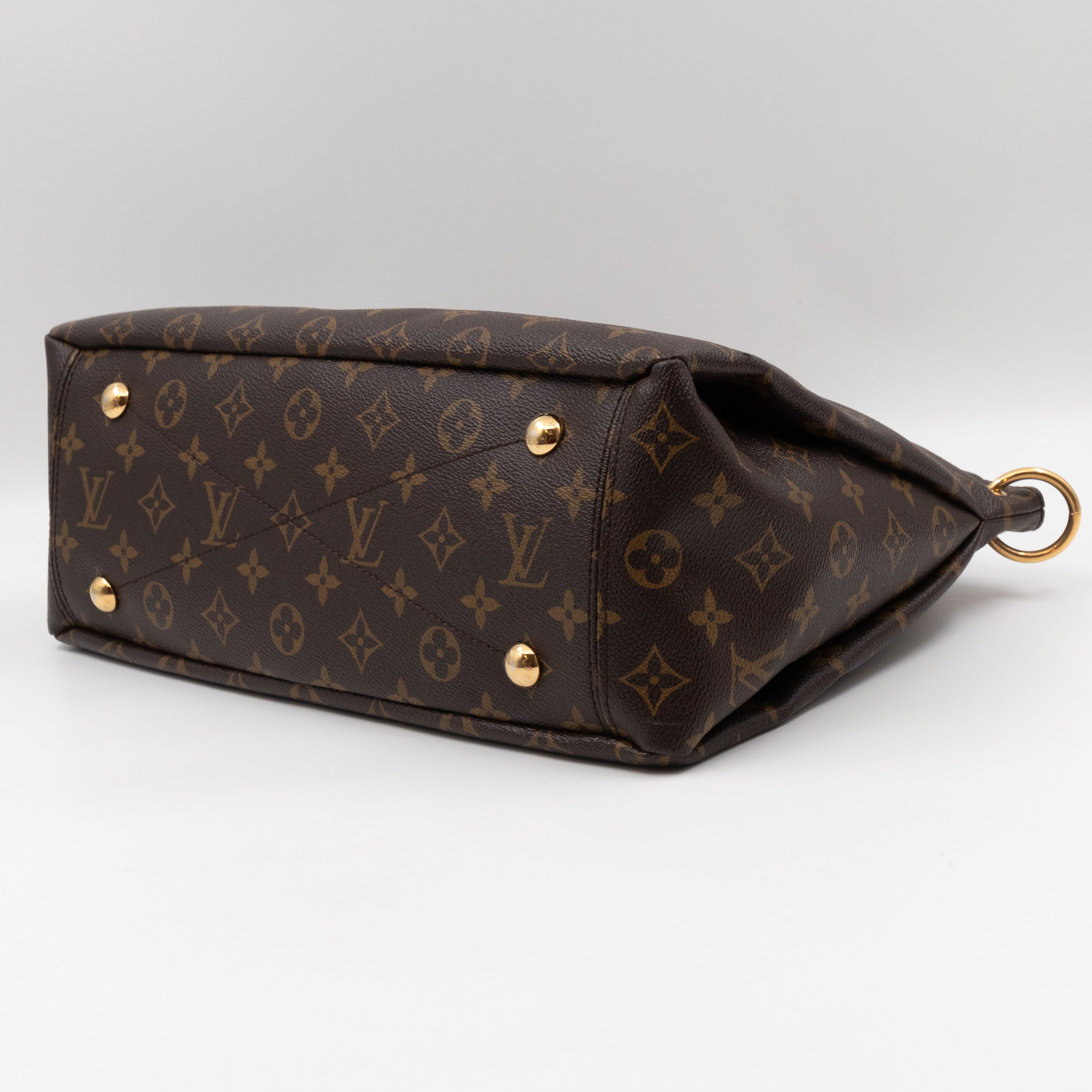 Pallas Monogram Black