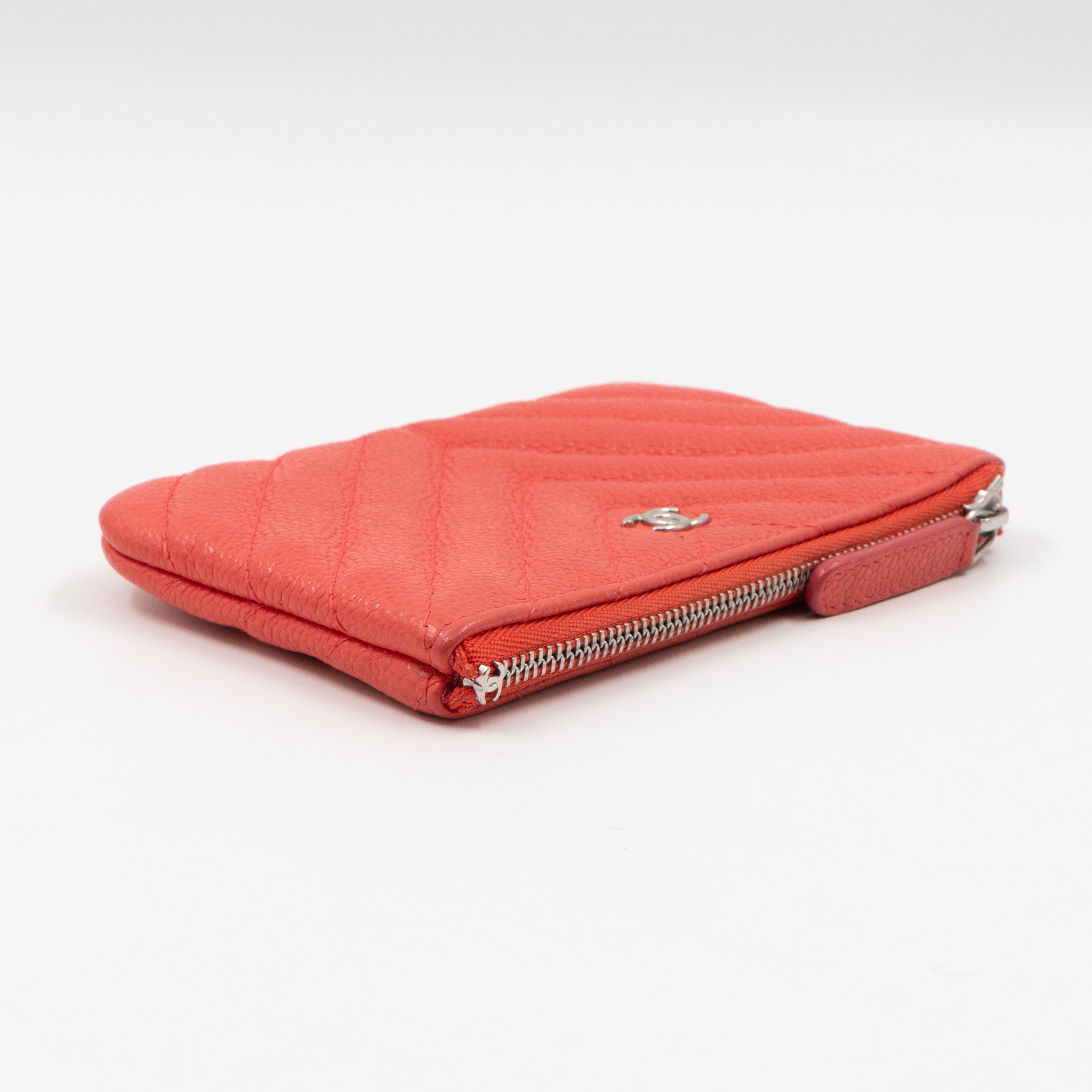 Classic Mini O Case Coral Caviar