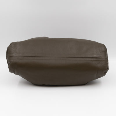 The Pouch Clutch Leather Green