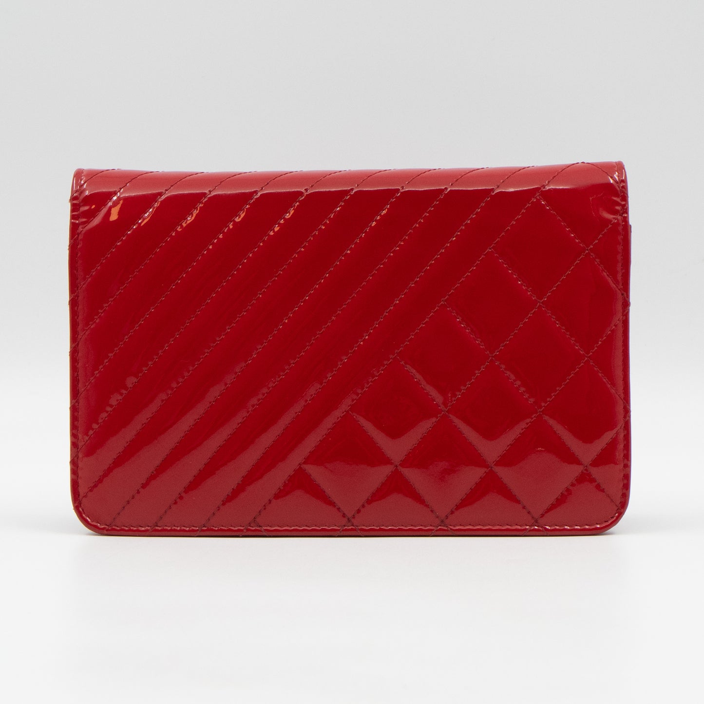 Coco Boy Wallet On Chain Quilted Red Patent Leather Silver