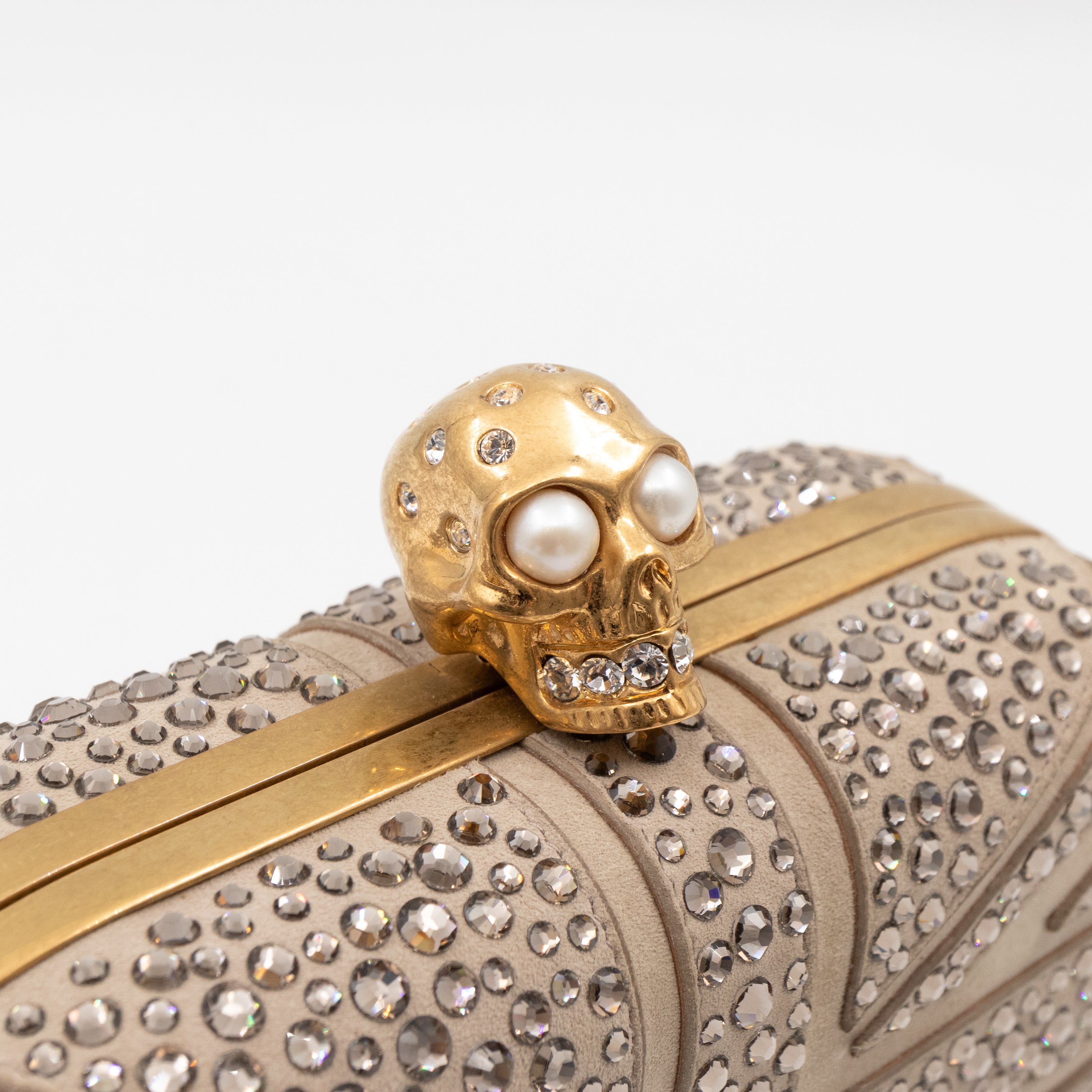 Skull Clutch Britannia Union Jack Crystal Beige Suede