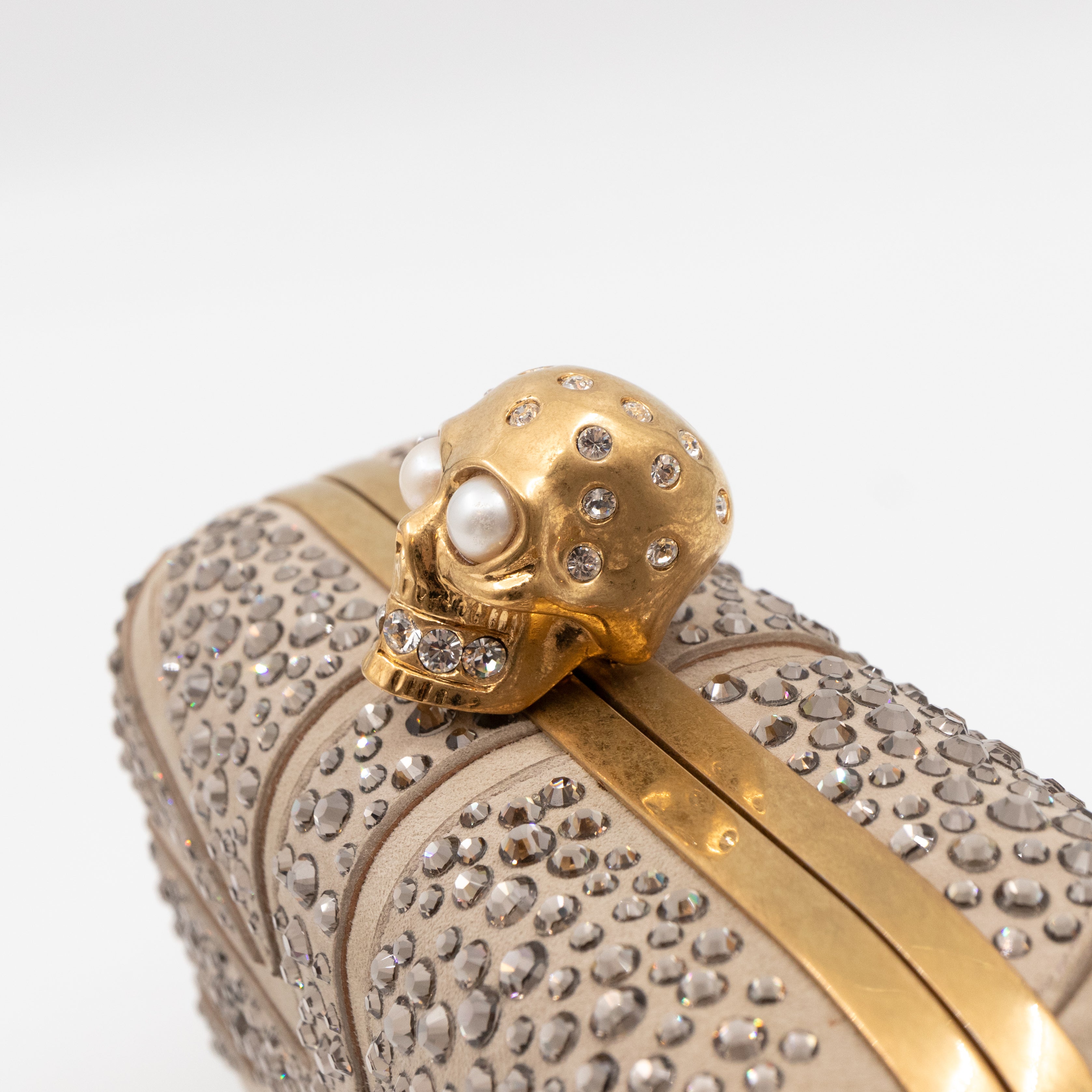 Skull Clutch Britannia Union Jack Crystal Beige Suede