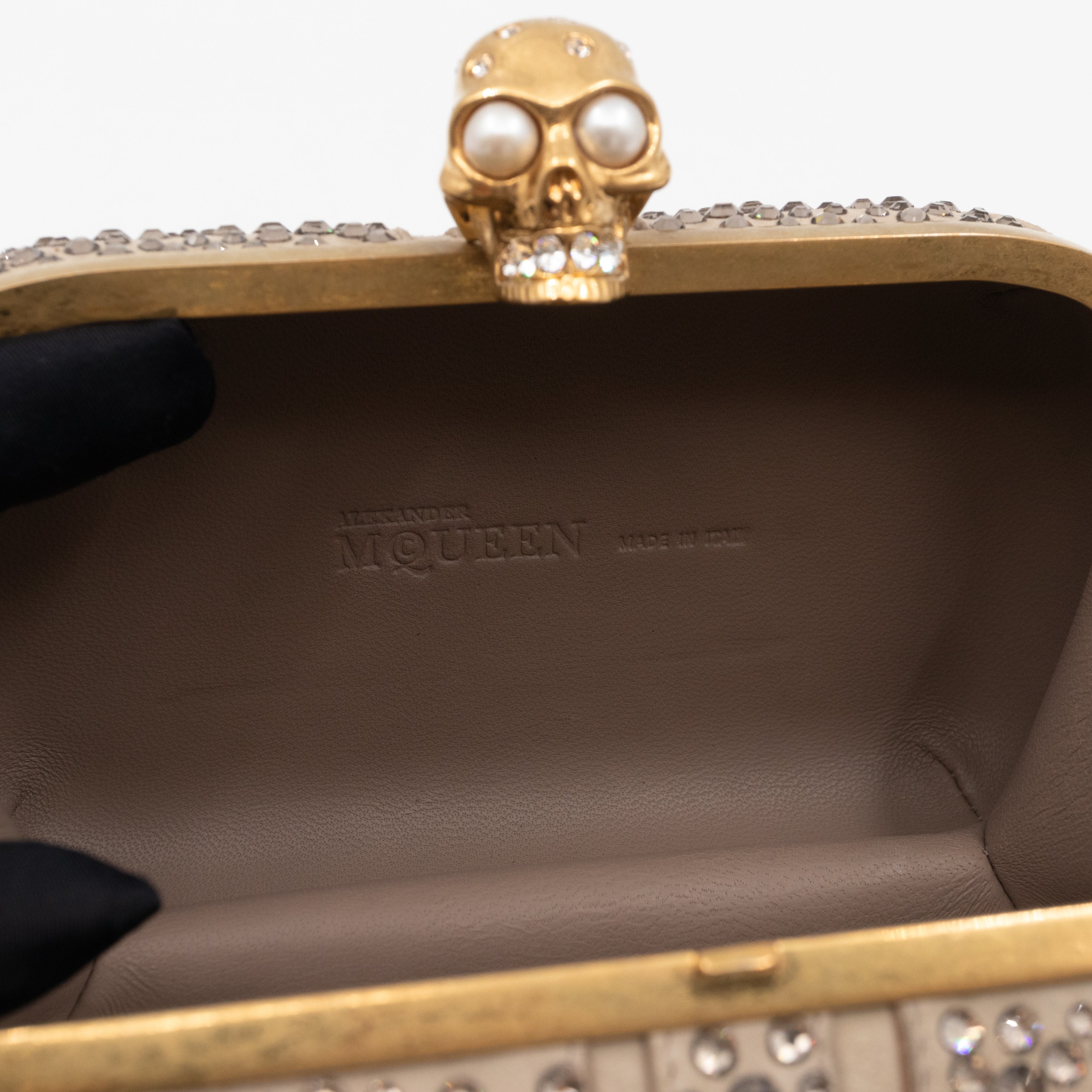 Skull Clutch Britannia Union Jack Crystal Beige Suede