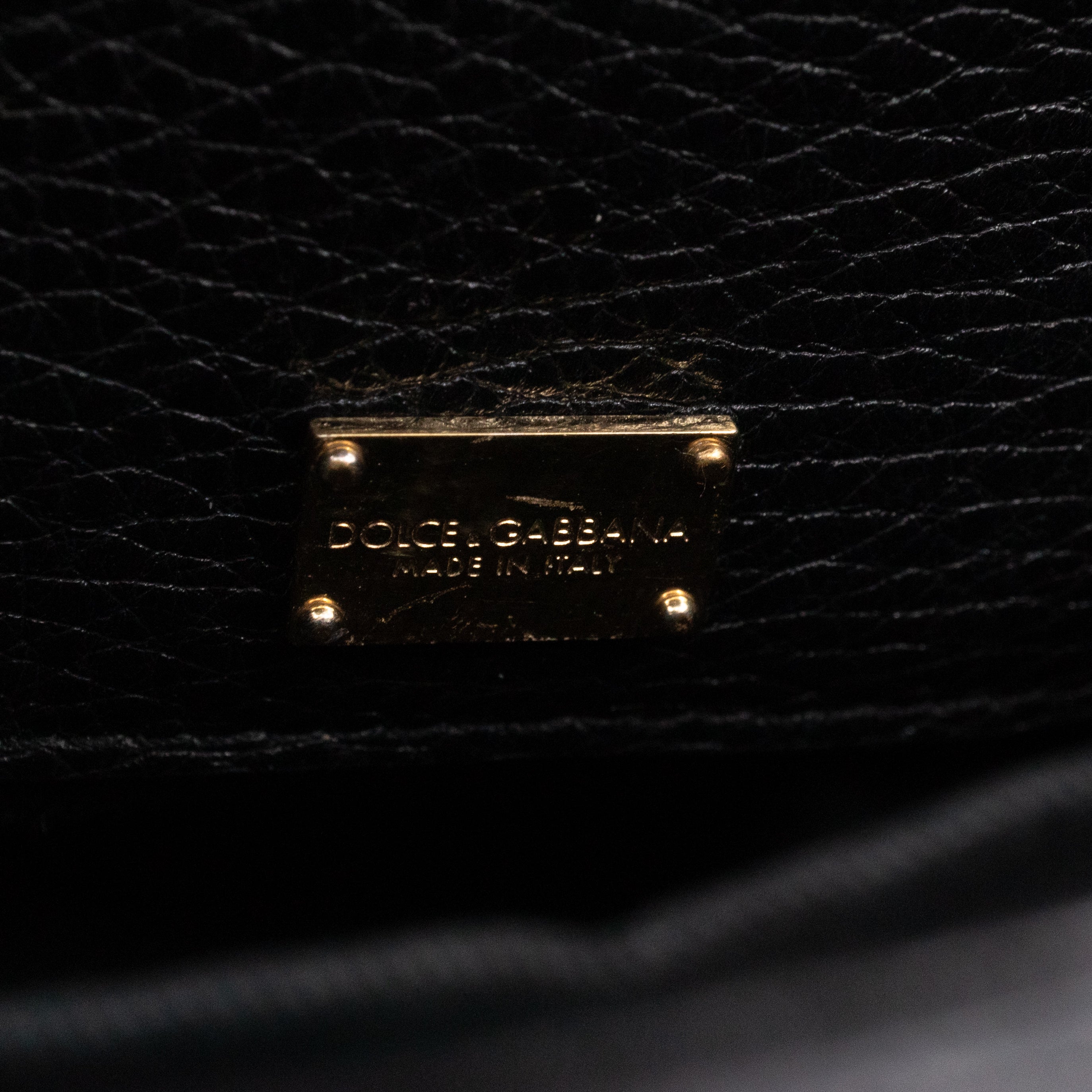 Padlock Flap Bag Black Grained Leather