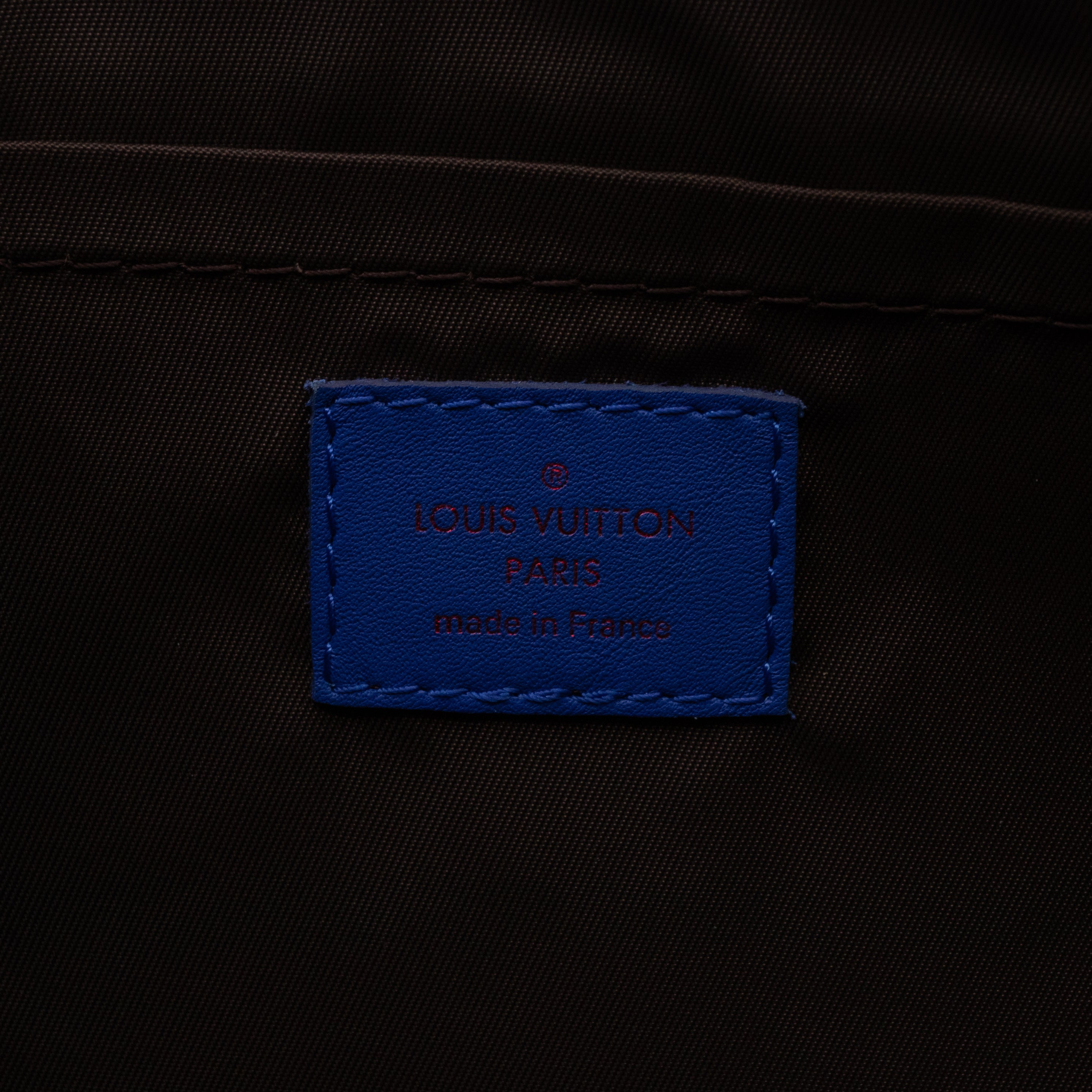 Apollo Pochette GM Split Line Monogram