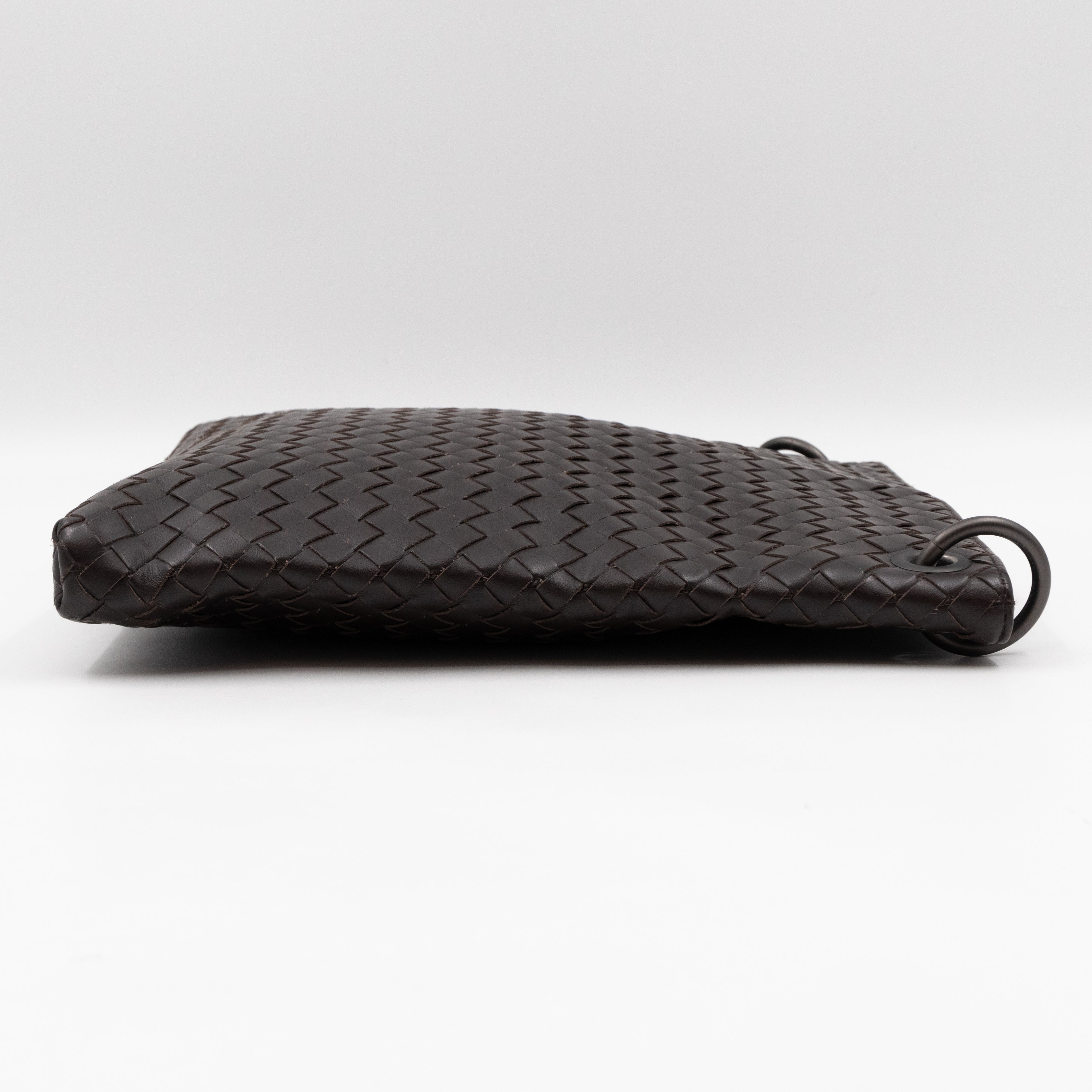 Flat Messenger Bag Intrecciato Dark Brown Leather