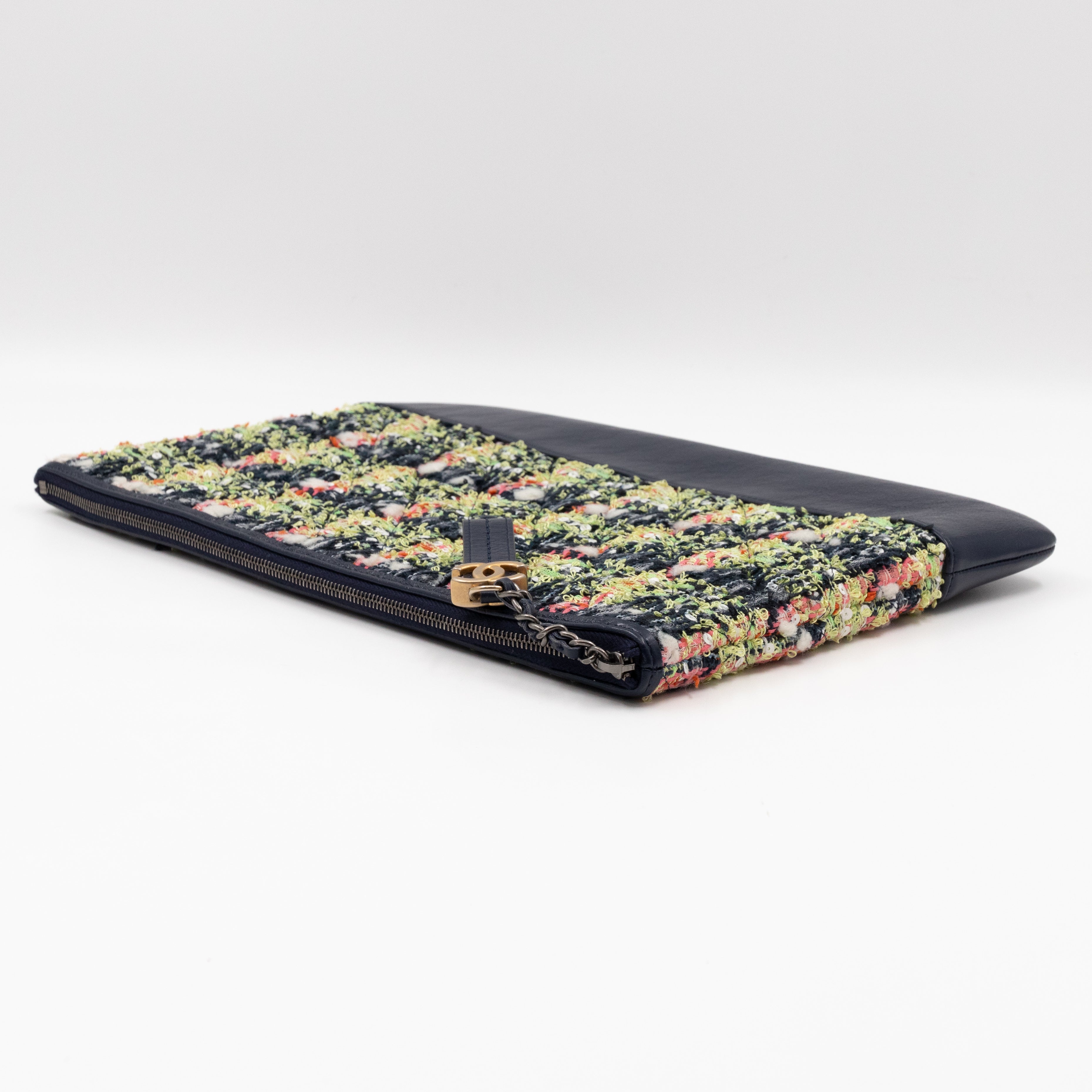 Large Gabrielle O Case Tweed Blue Leather