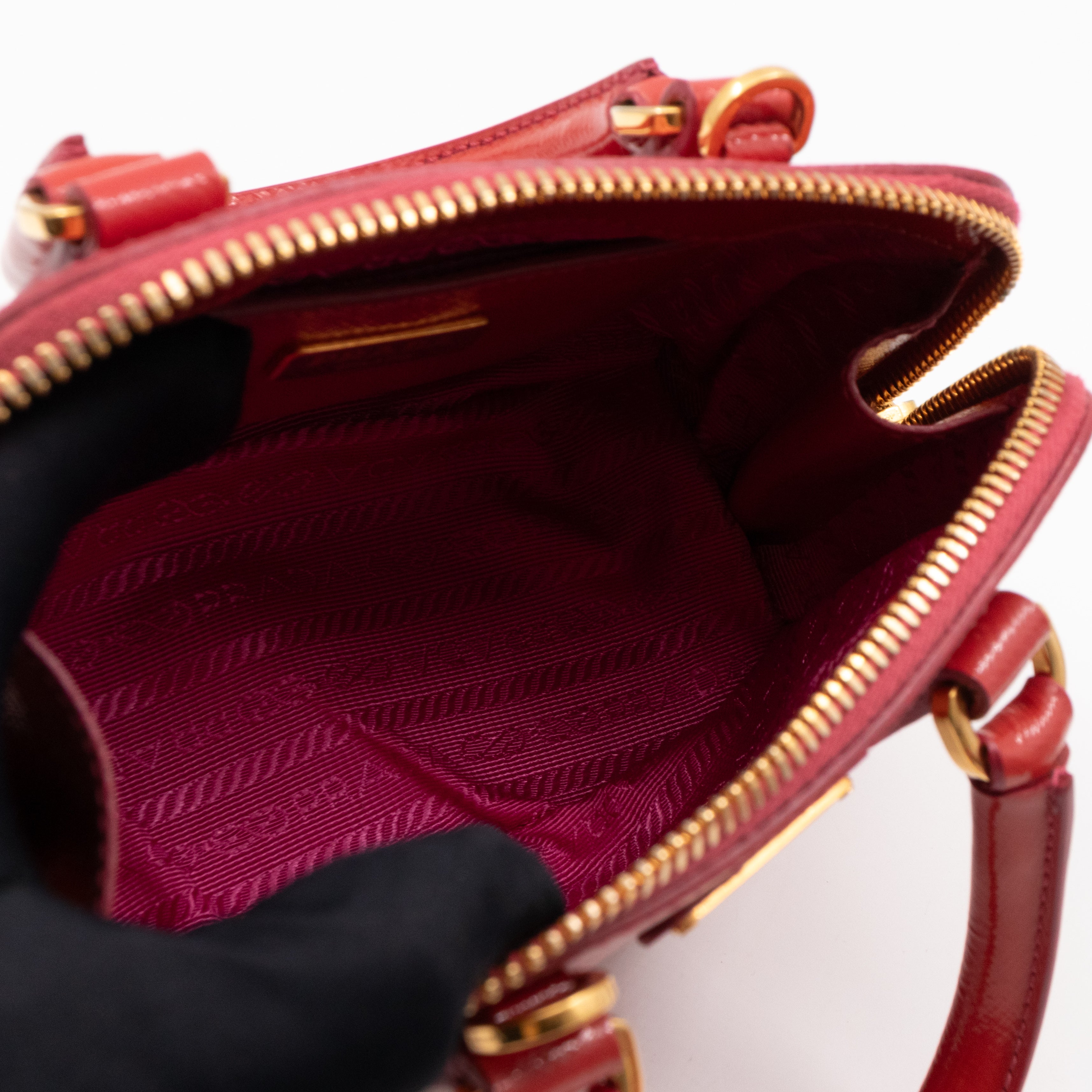 Promenade Mini Red Saffiano Vernice Leather