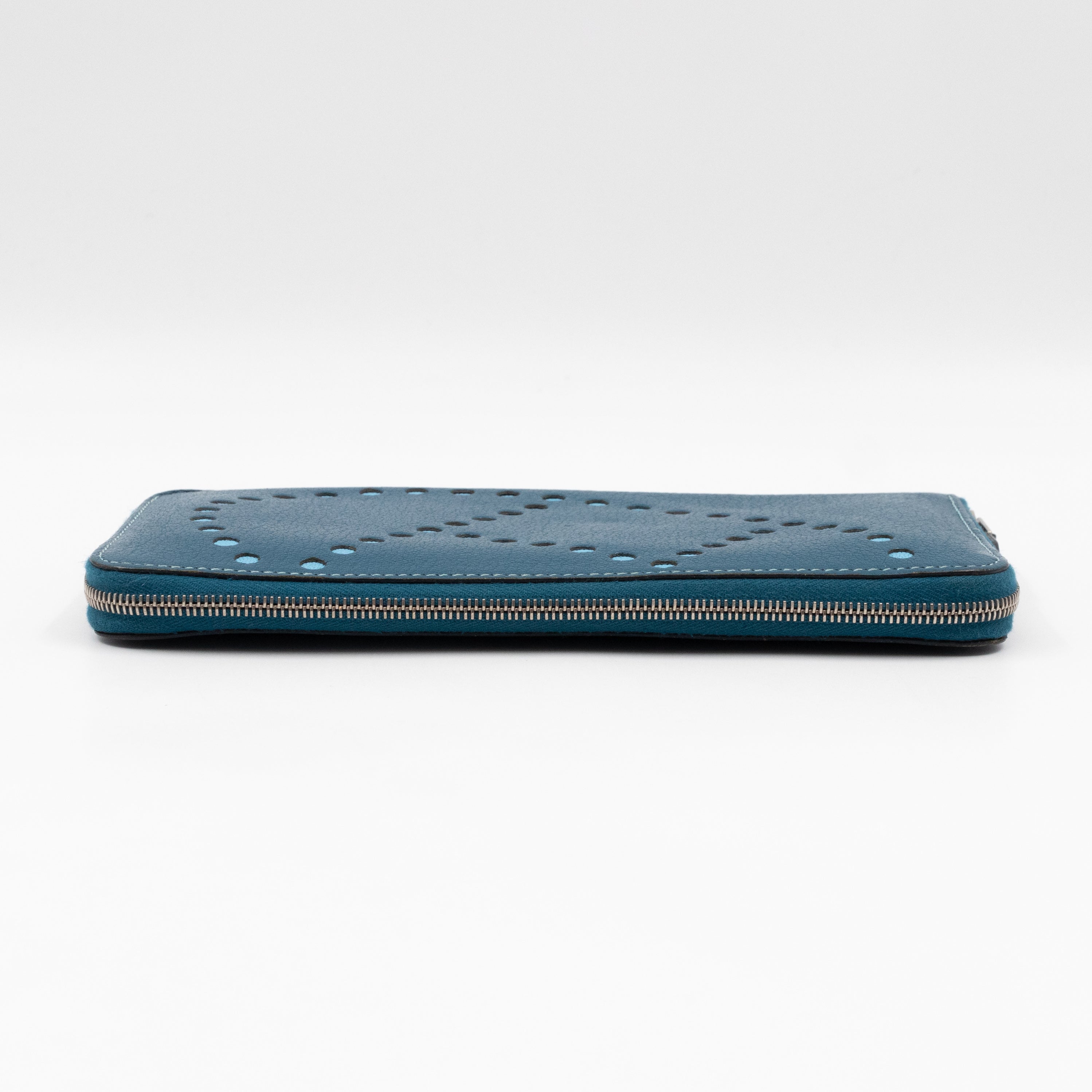 Evelyne Long Wallet Blue Leather