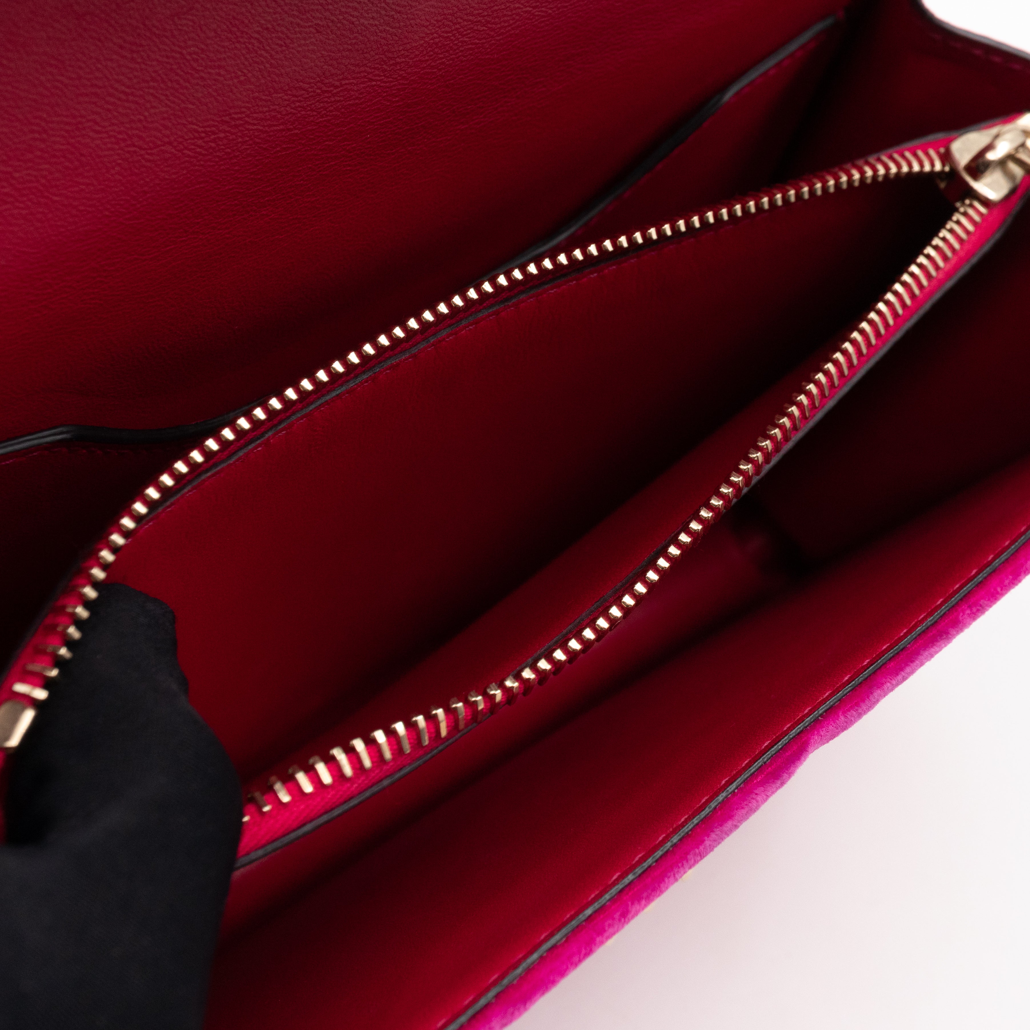 Rockstud No Limit Flap Bag Pink Velvet