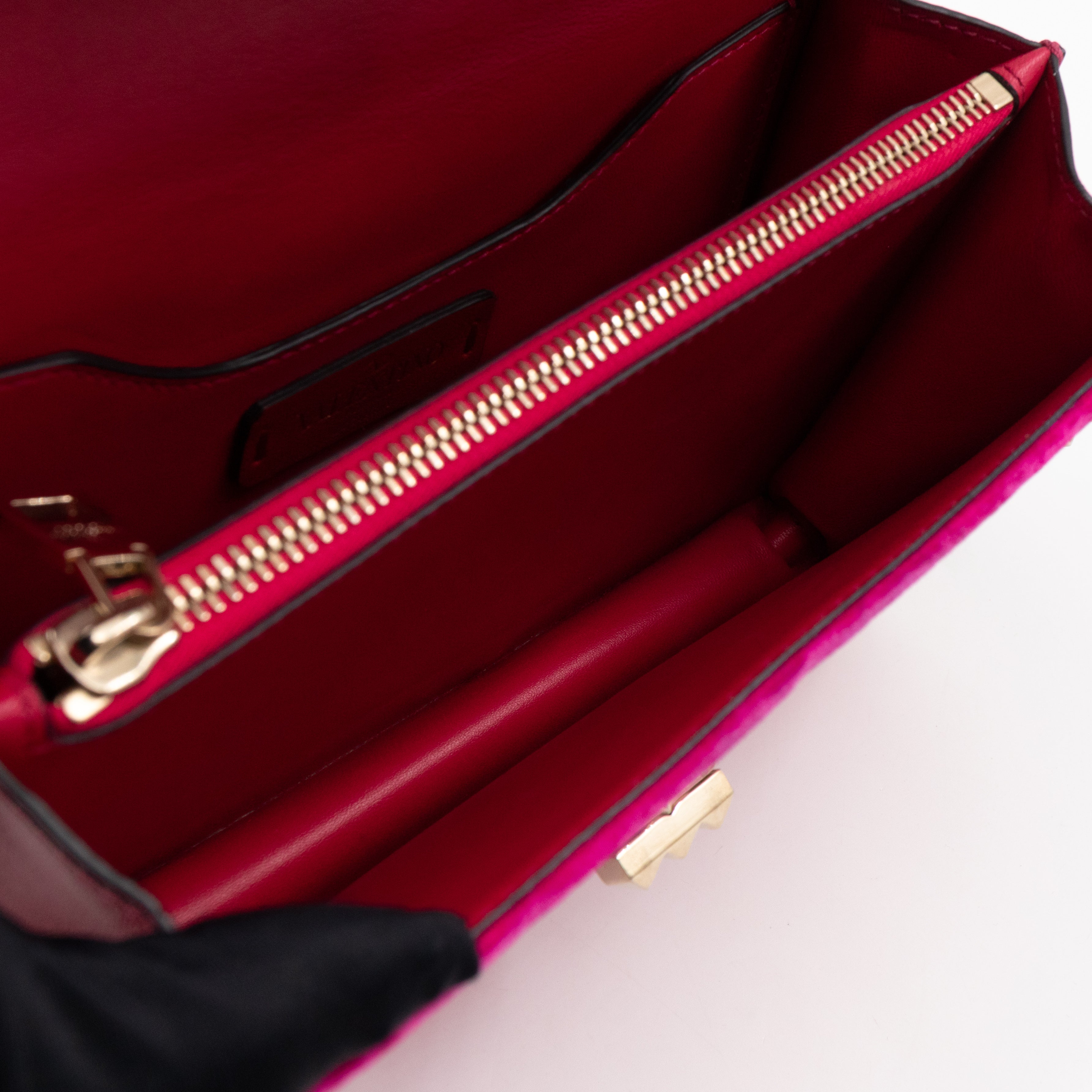 Rockstud No Limit Flap Bag Pink Velvet