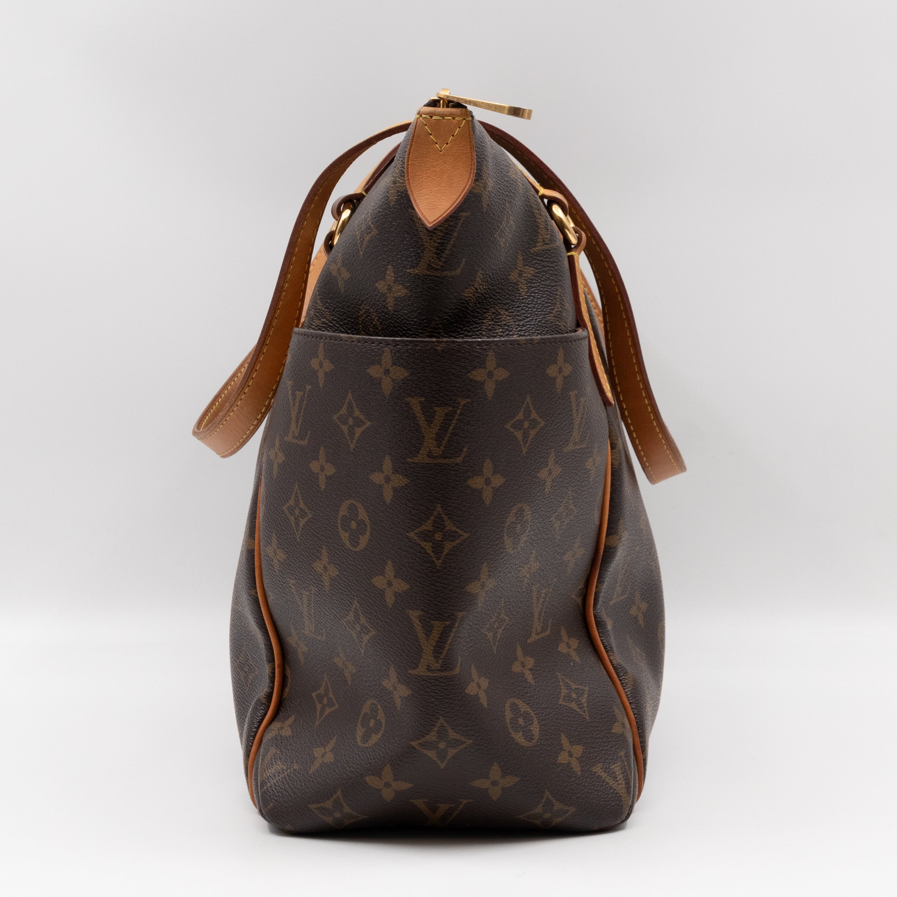 Louis vuitton discount monogram totally mm