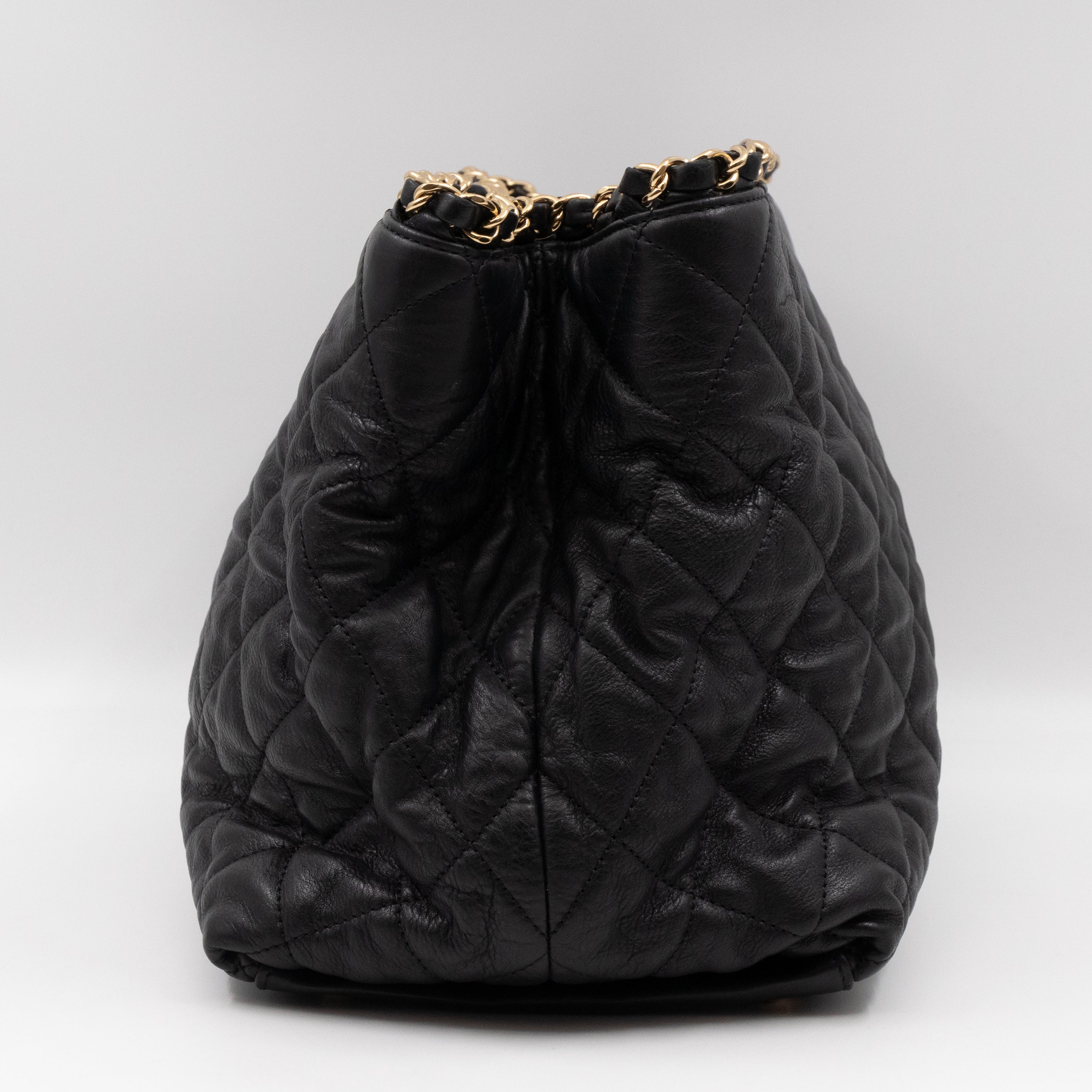 Chain Me Tote Black Calfskin Leather