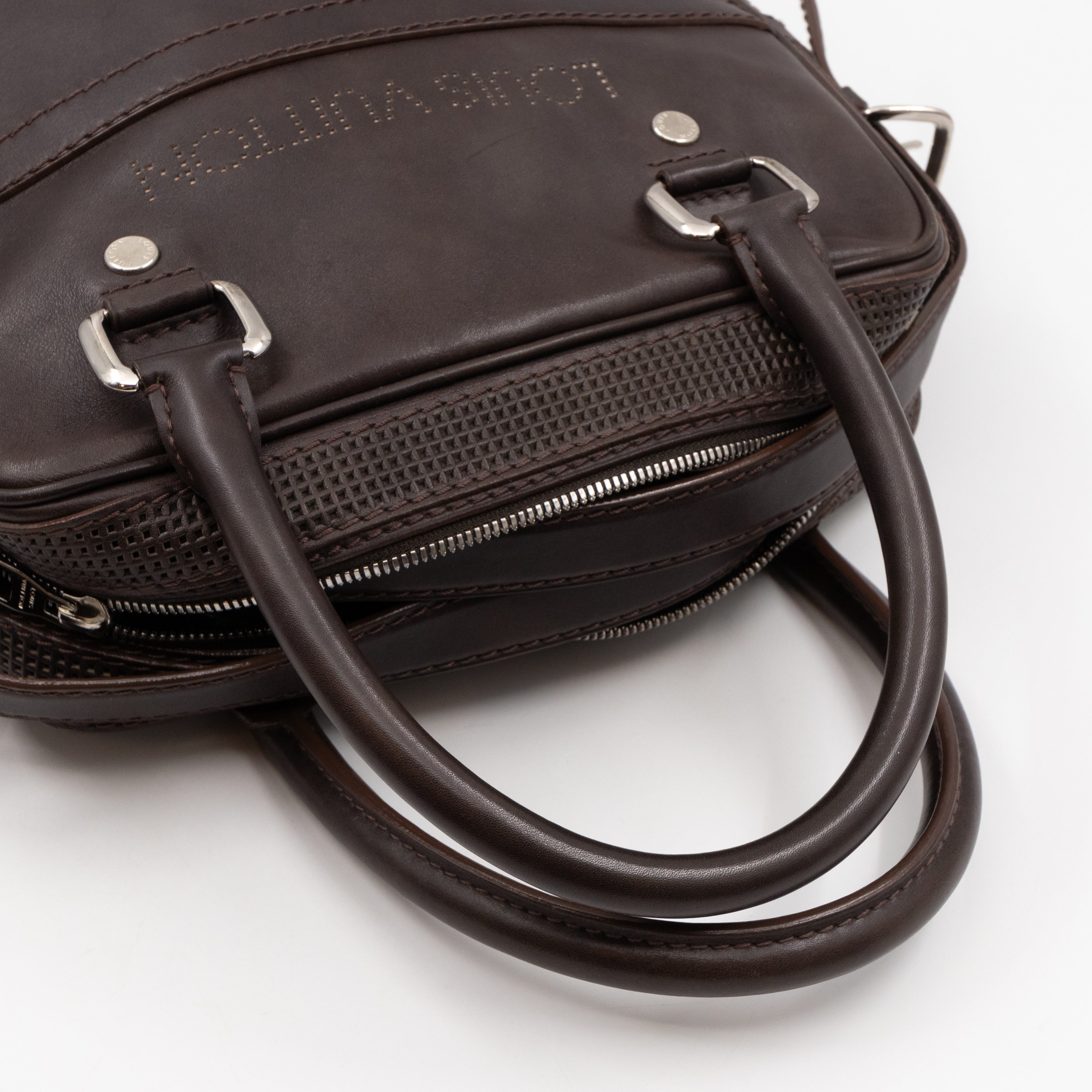 Bequia Porte Document Vertical Brown Leather