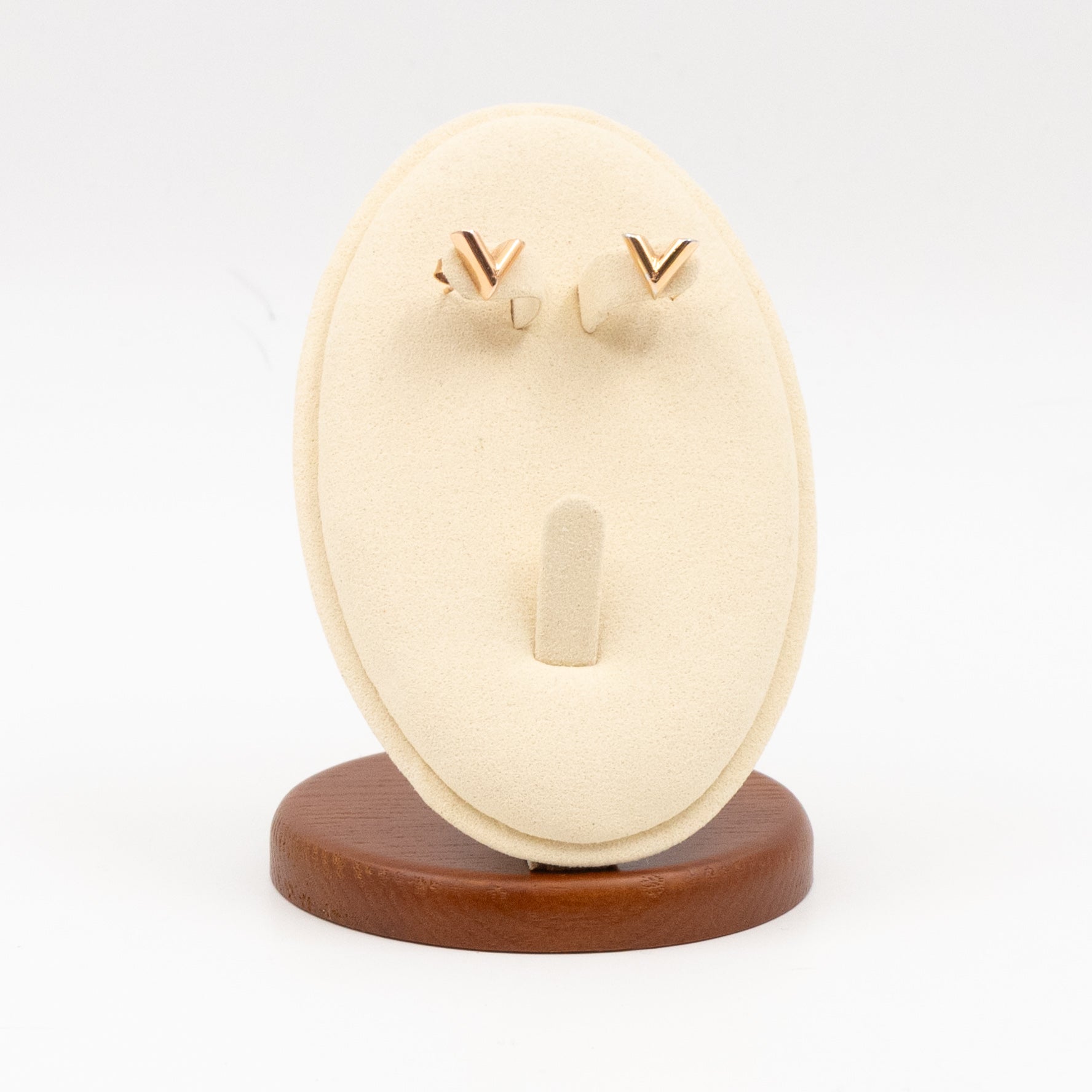 Essential V Studs Gold