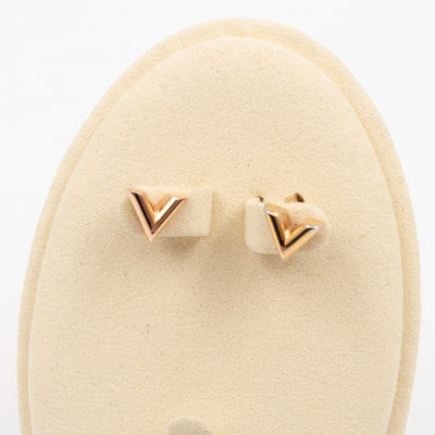 Essential V Studs Gold