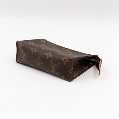 Toiletry Pouch 15 Monogram