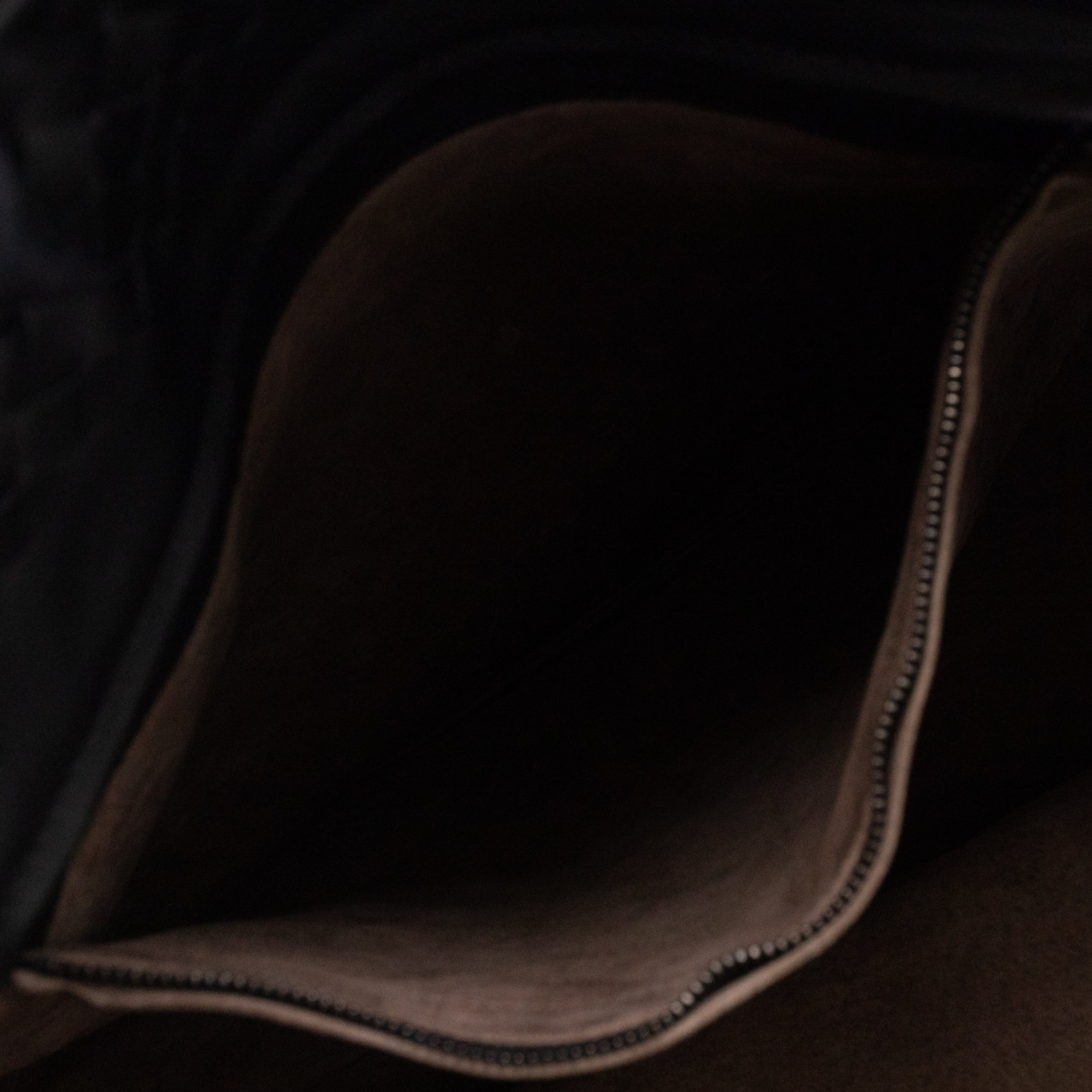 Vertical Tote Small Intrecciato Black Leather