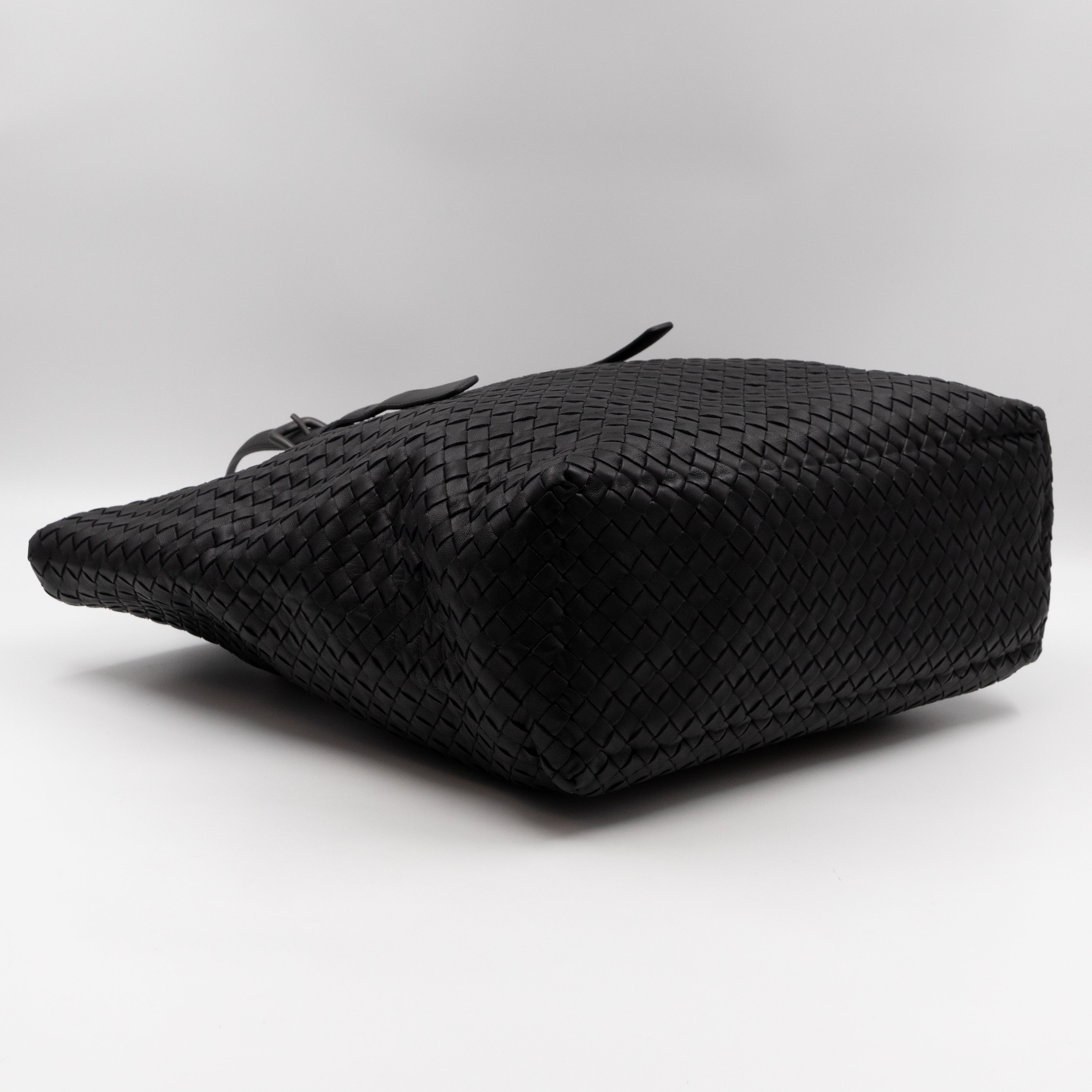 Vertical Tote Small Intrecciato Black Leather