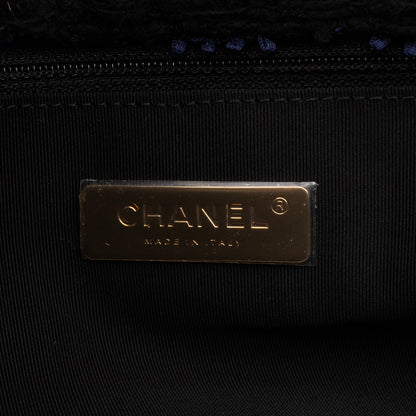 Chanel 19 Maxi Black Navy Tweed