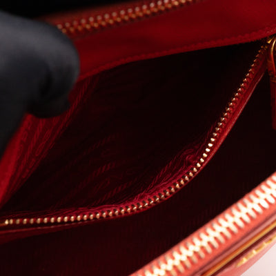 Galleria Small Double Zip Fiery Red Saffiano