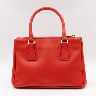 Galleria Small Double Zip Fiery Red Saffiano